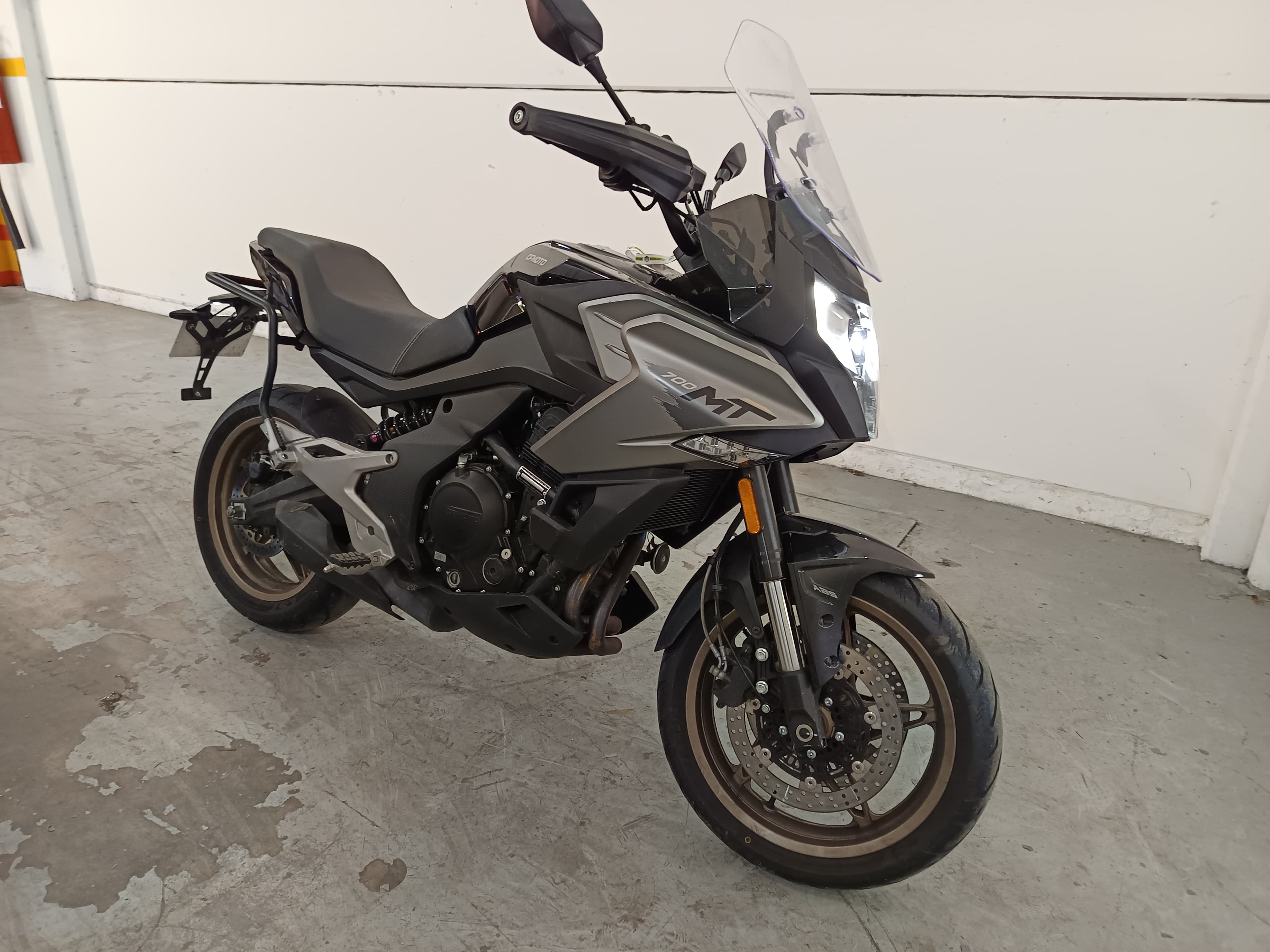 CF Moto · Ano 2024 — image 1