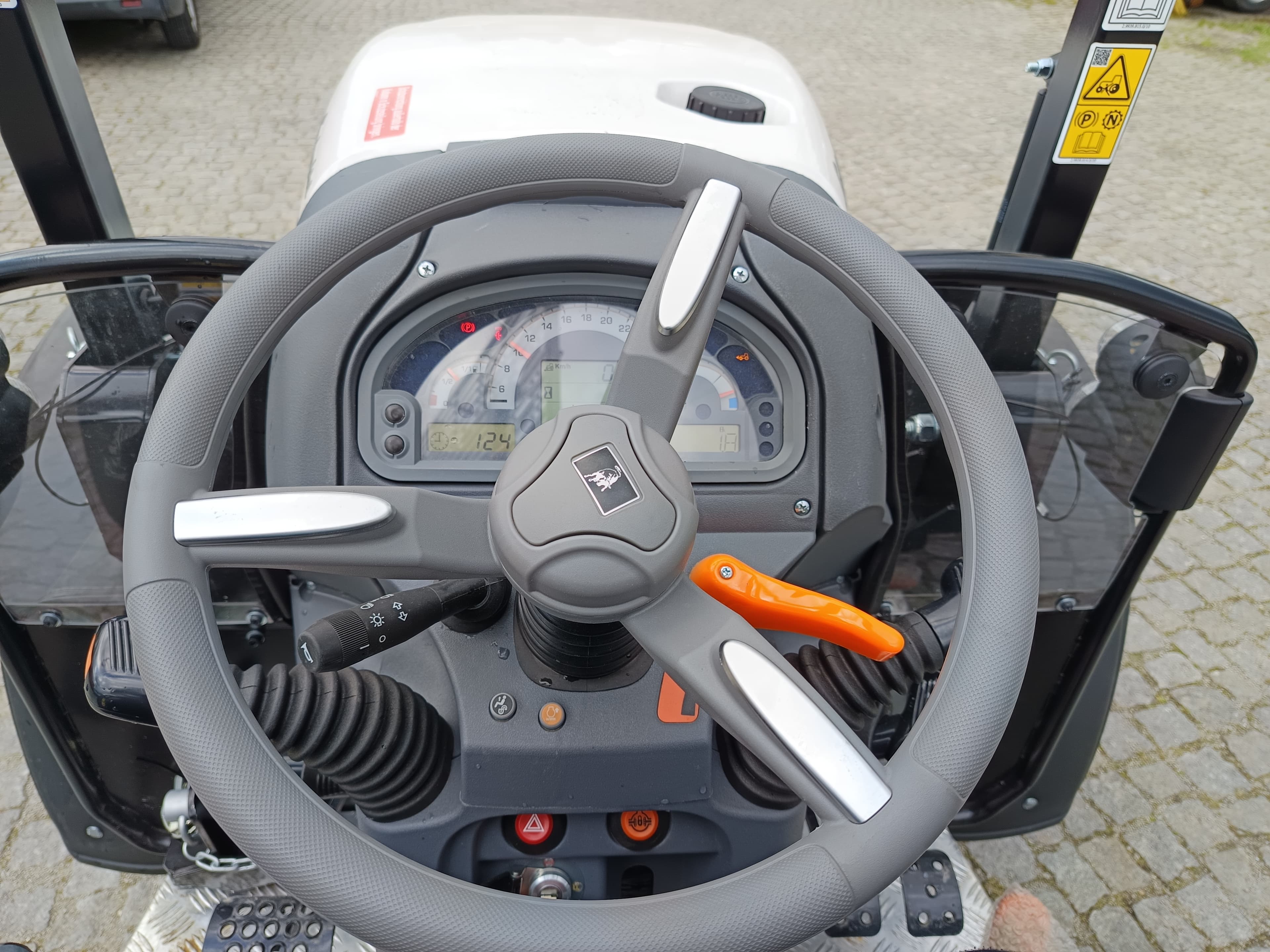 Trator Agrícola Lamborghini — imagem 17