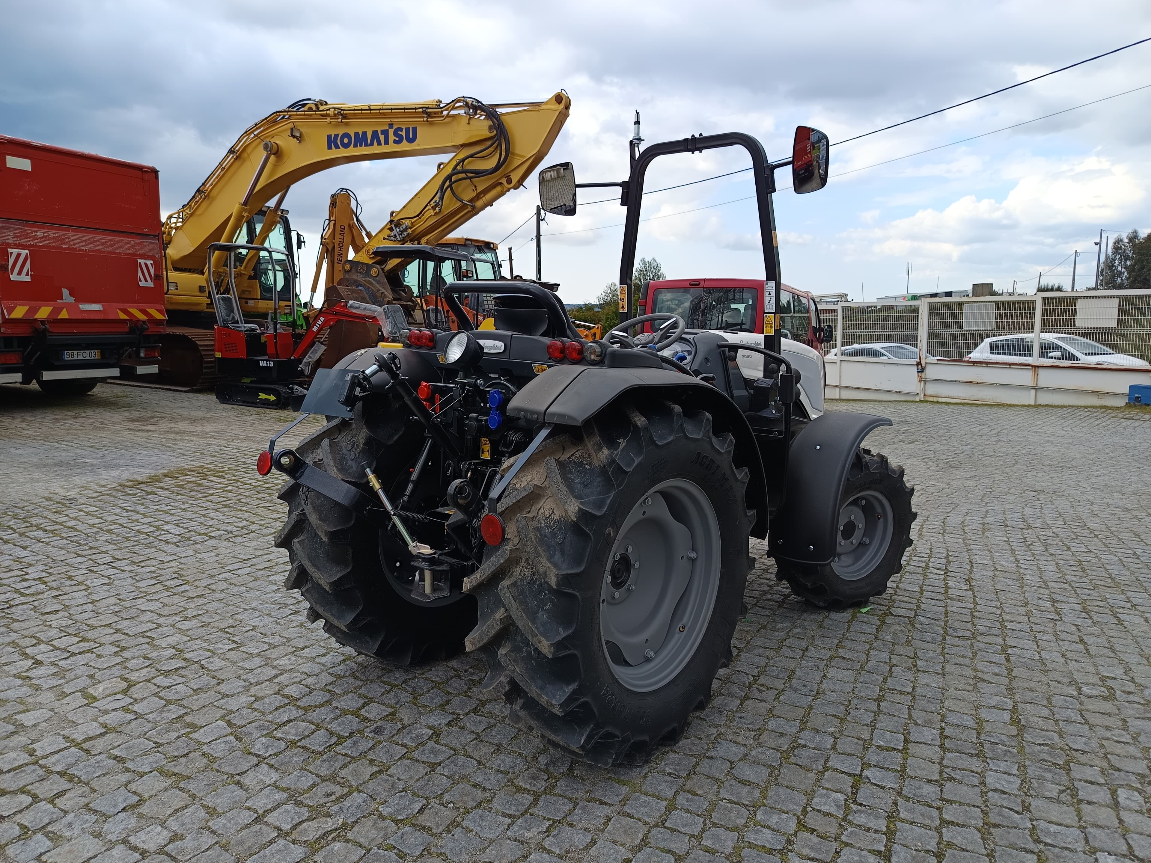 Trator Agrícola Lamborghini — imagem 4