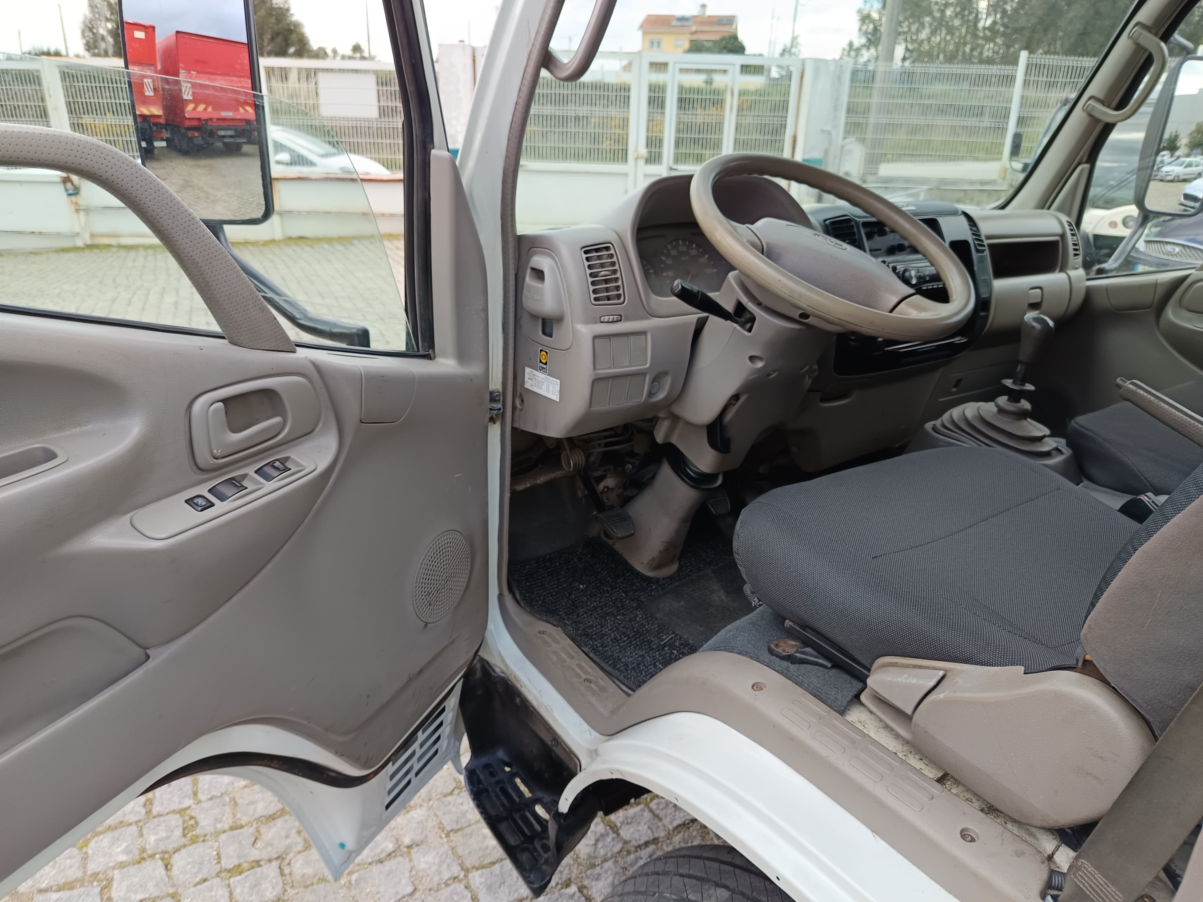 Toyota Dyna · Ano 2002 — imagen 29