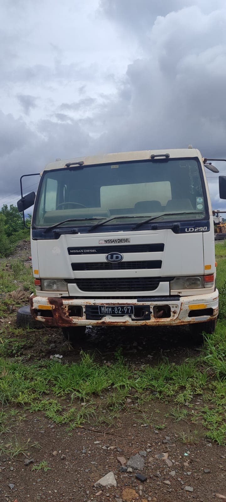 Nissan Diesel UD290 — image 8