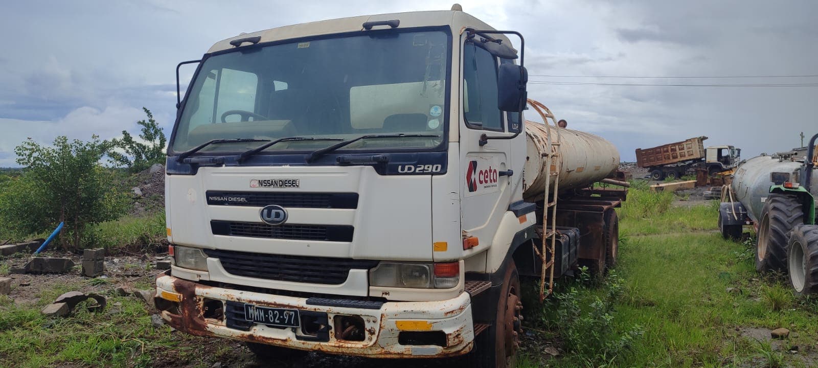 Nissan Diesel UD290 — image 4