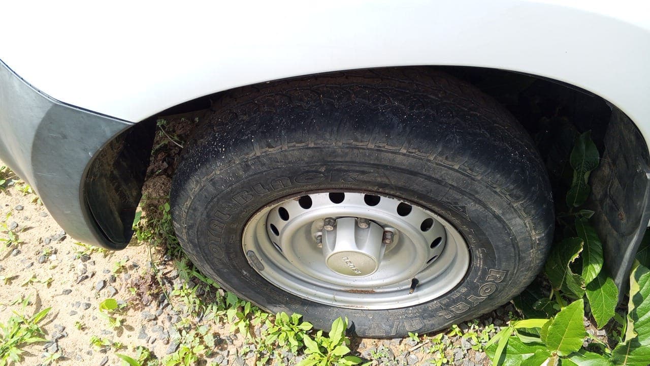 ISUZU KB250 — imagen 4