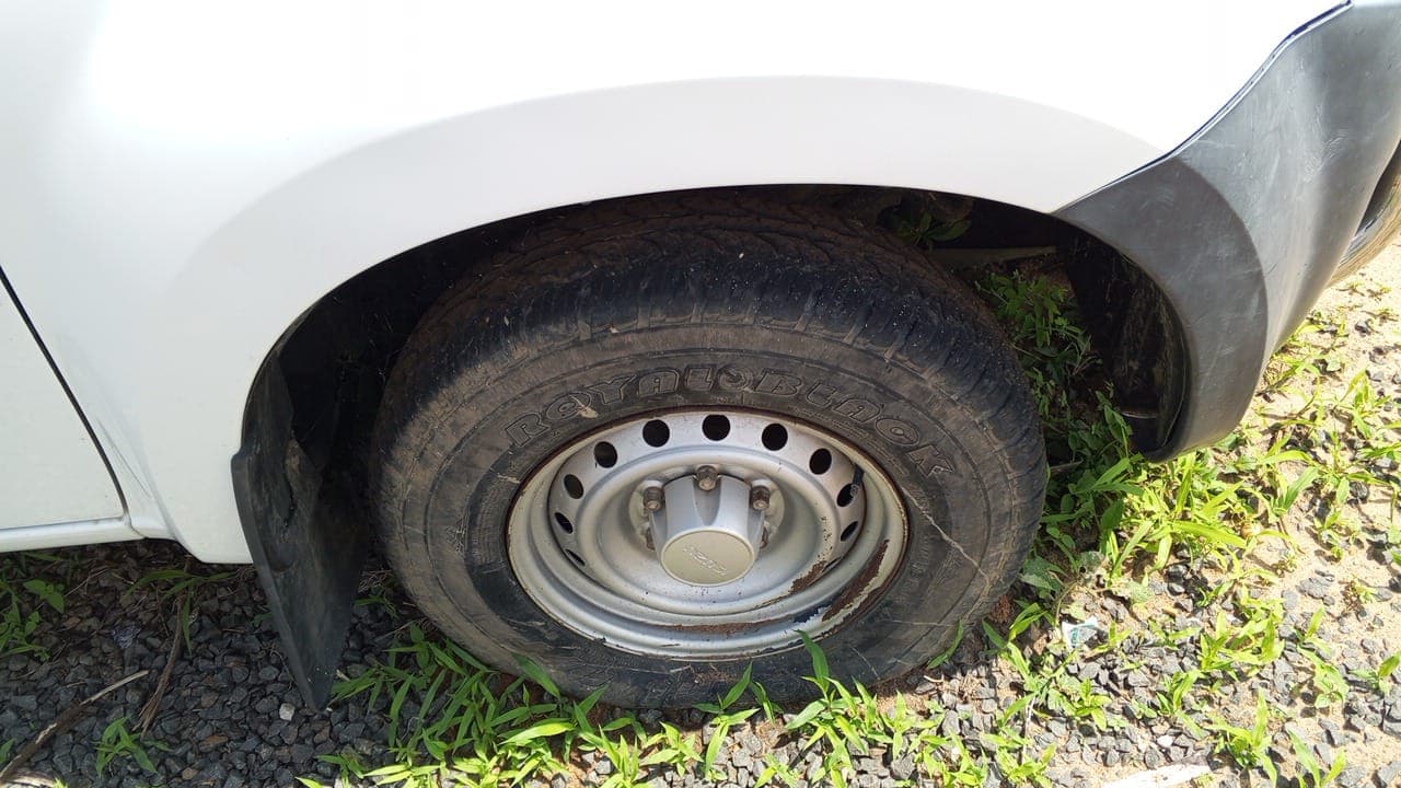 ISUZU KB250 — imagen 5