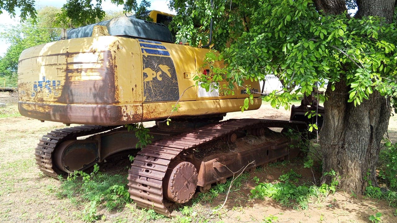 Escavadeira Komatsu — imagen 2