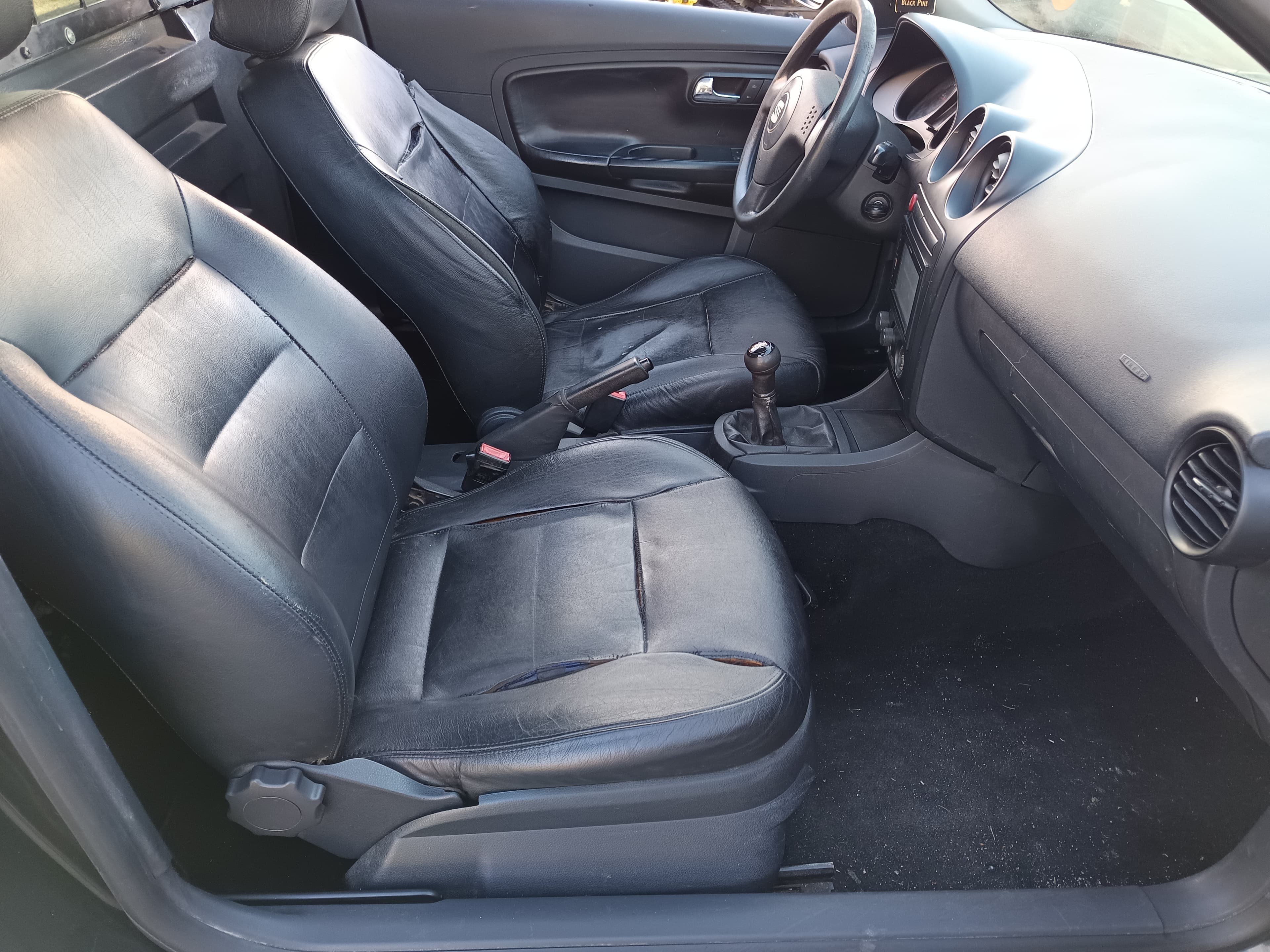 Seat Ibiza · Ano 2004 — imagem 24