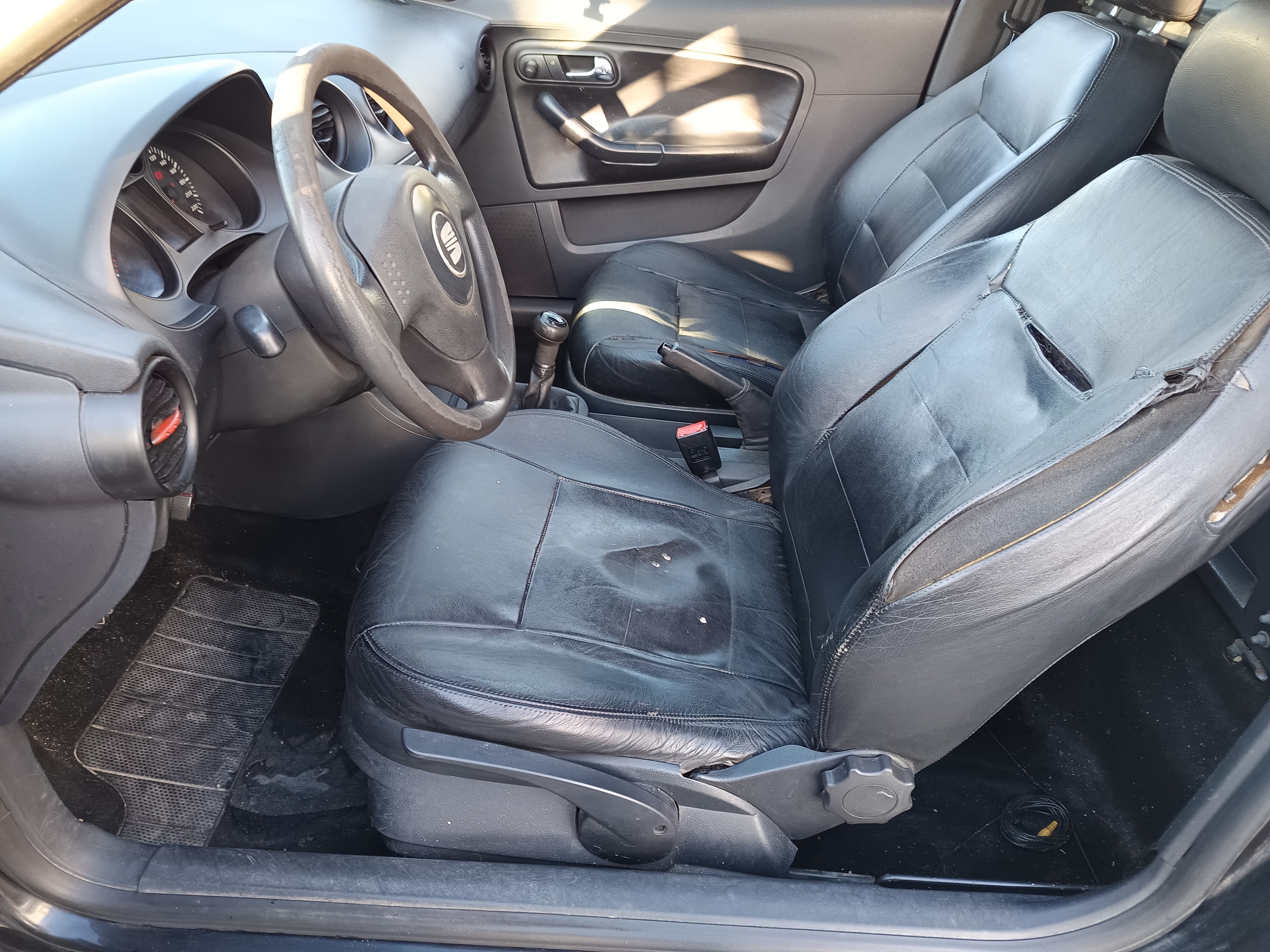 Seat Ibiza · Ano 2004 — imagem 29