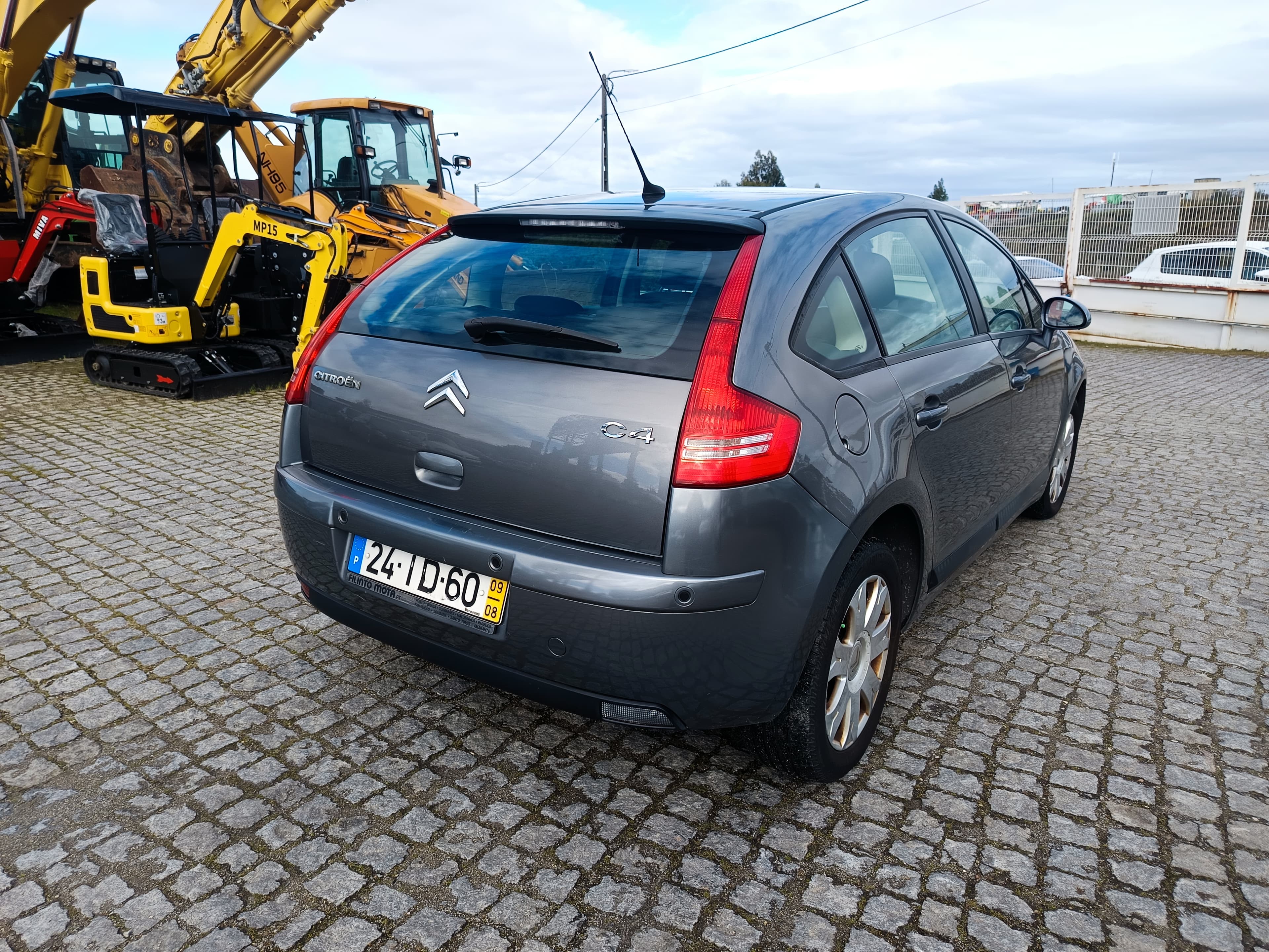 Citroën C4 · Ano 2009 — image 4