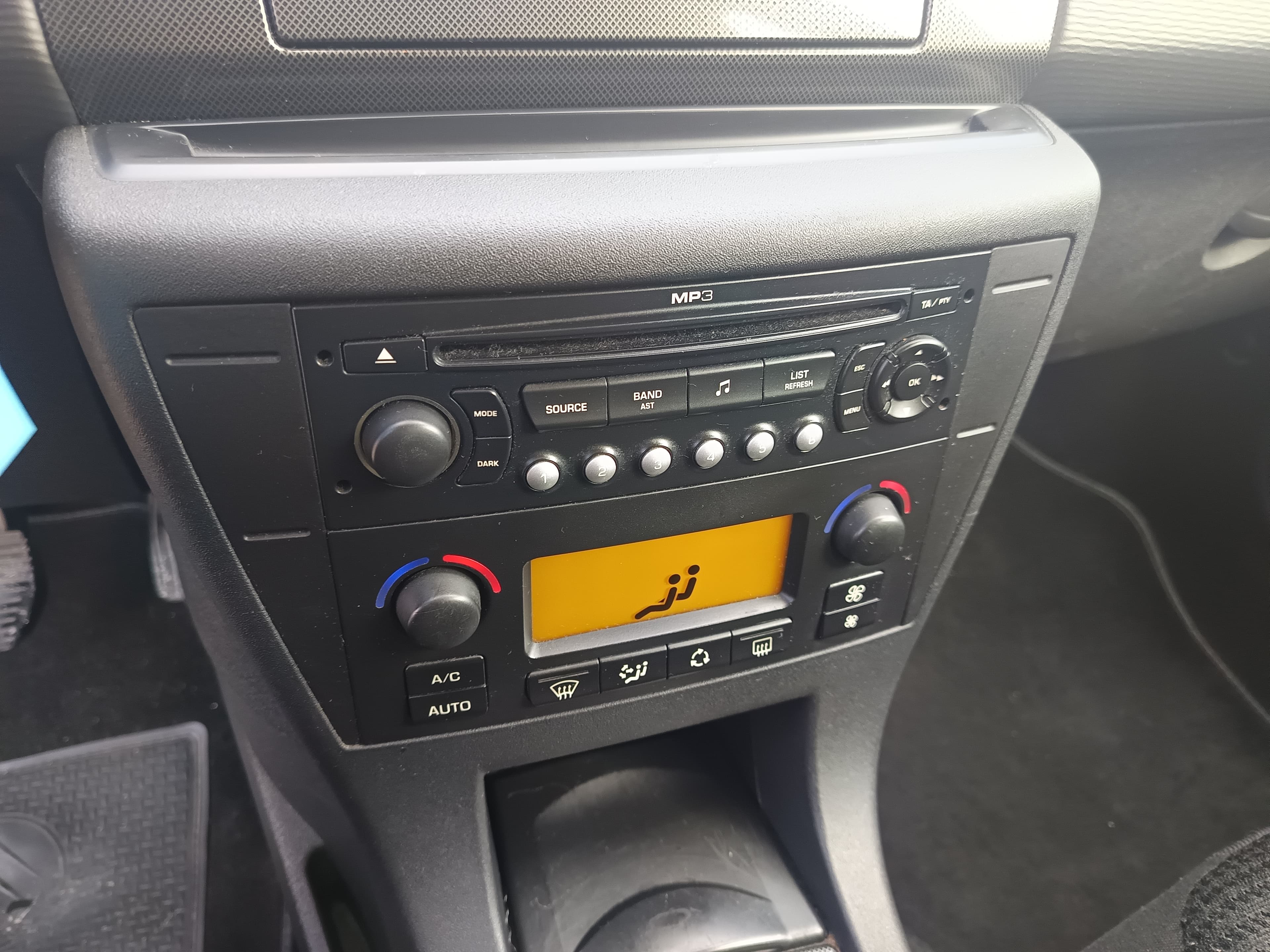 Citroën C4 · Ano 2009 — image 36