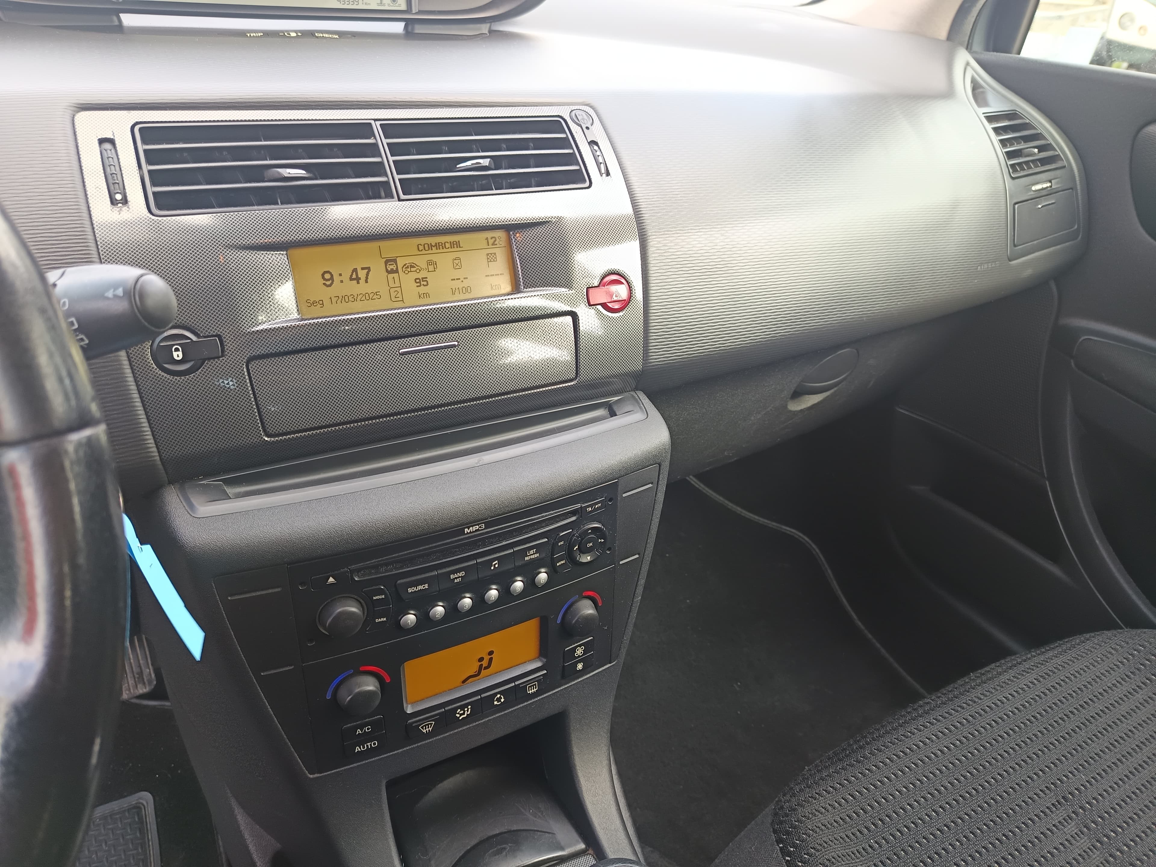 Citroën C4 · Ano 2009 — image 34