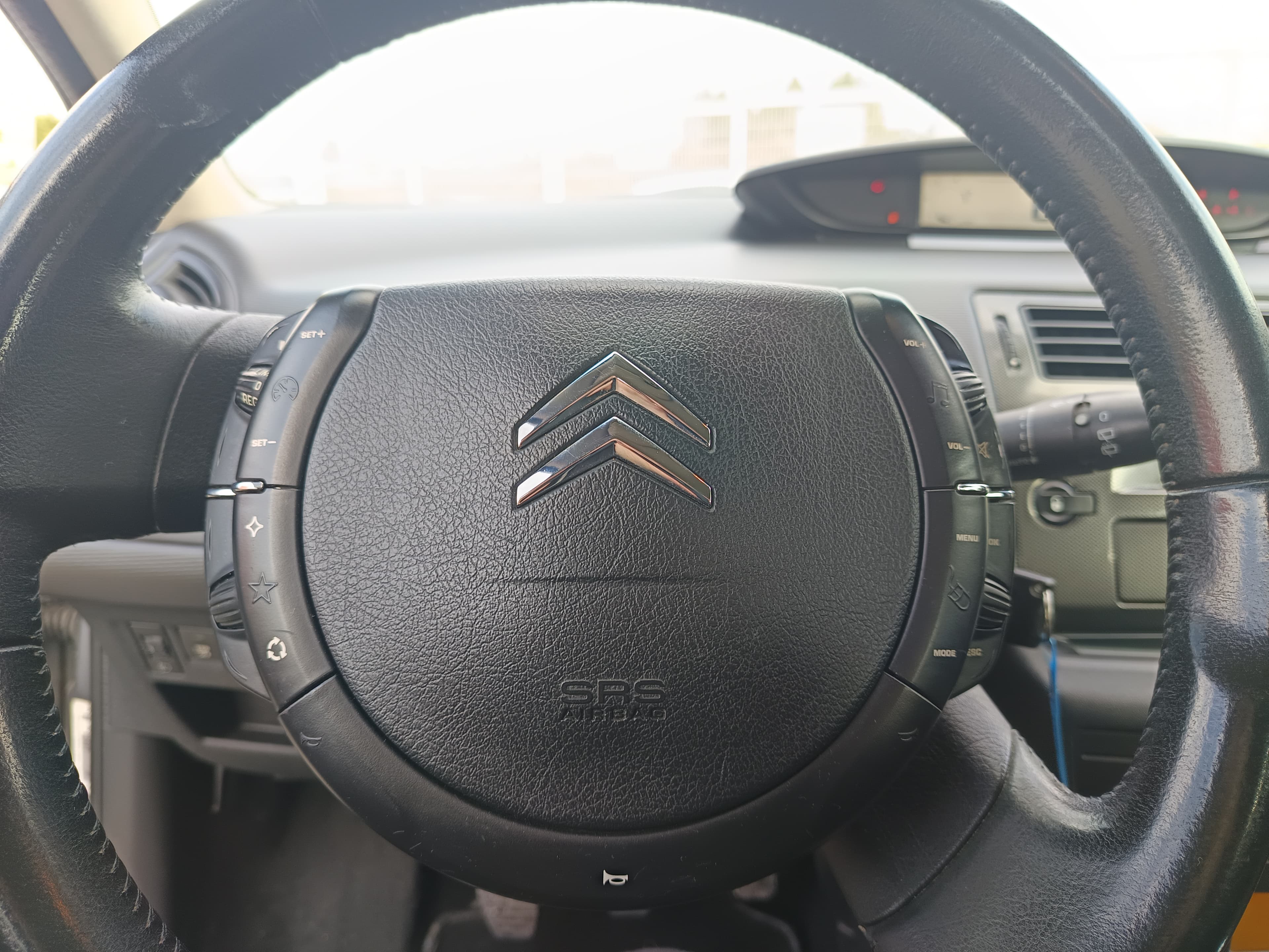Citroën C4 · Ano 2009 — image 38