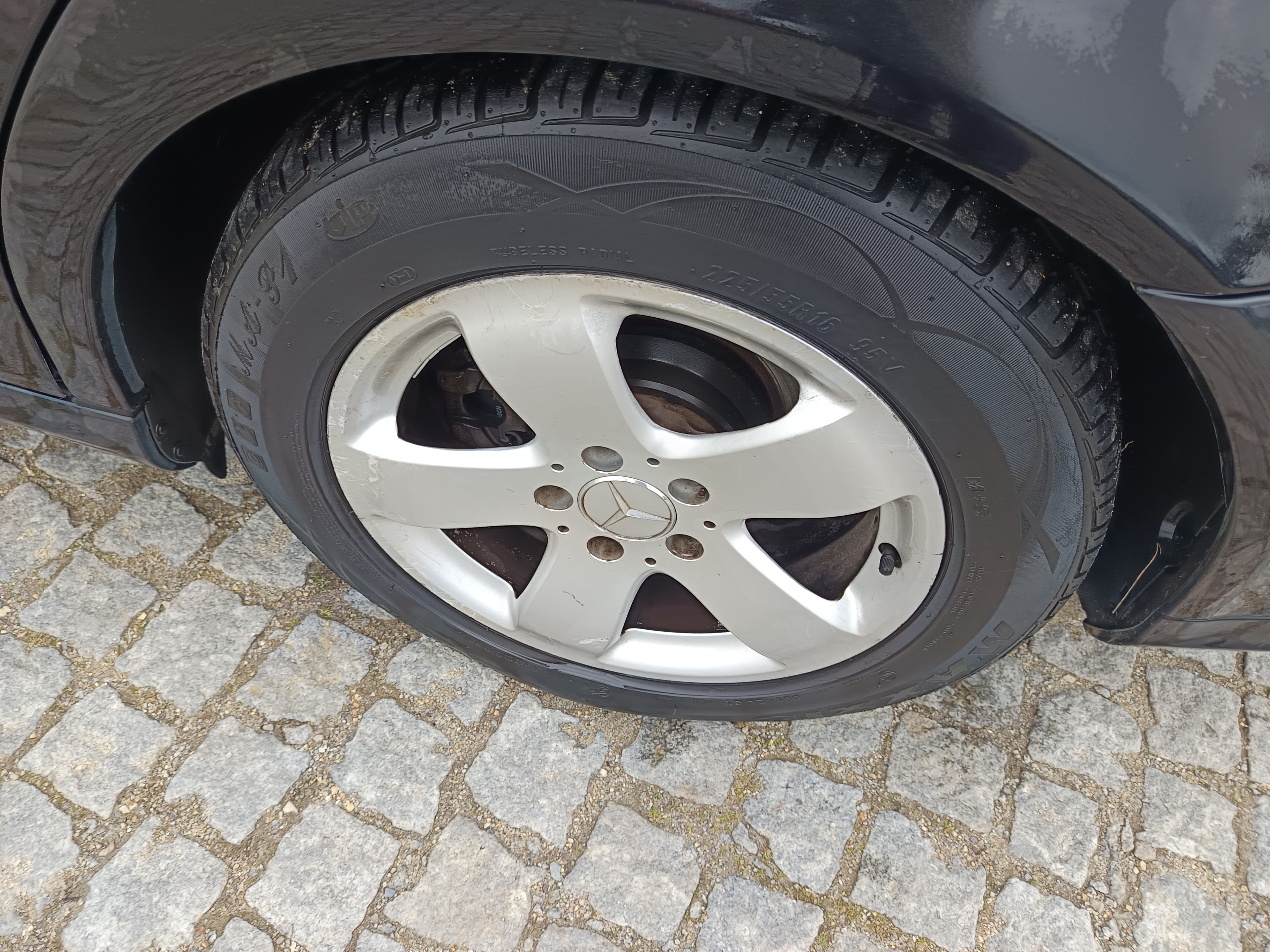 Mercedes-Benz E 220 · Ano 2004 — imagen 14