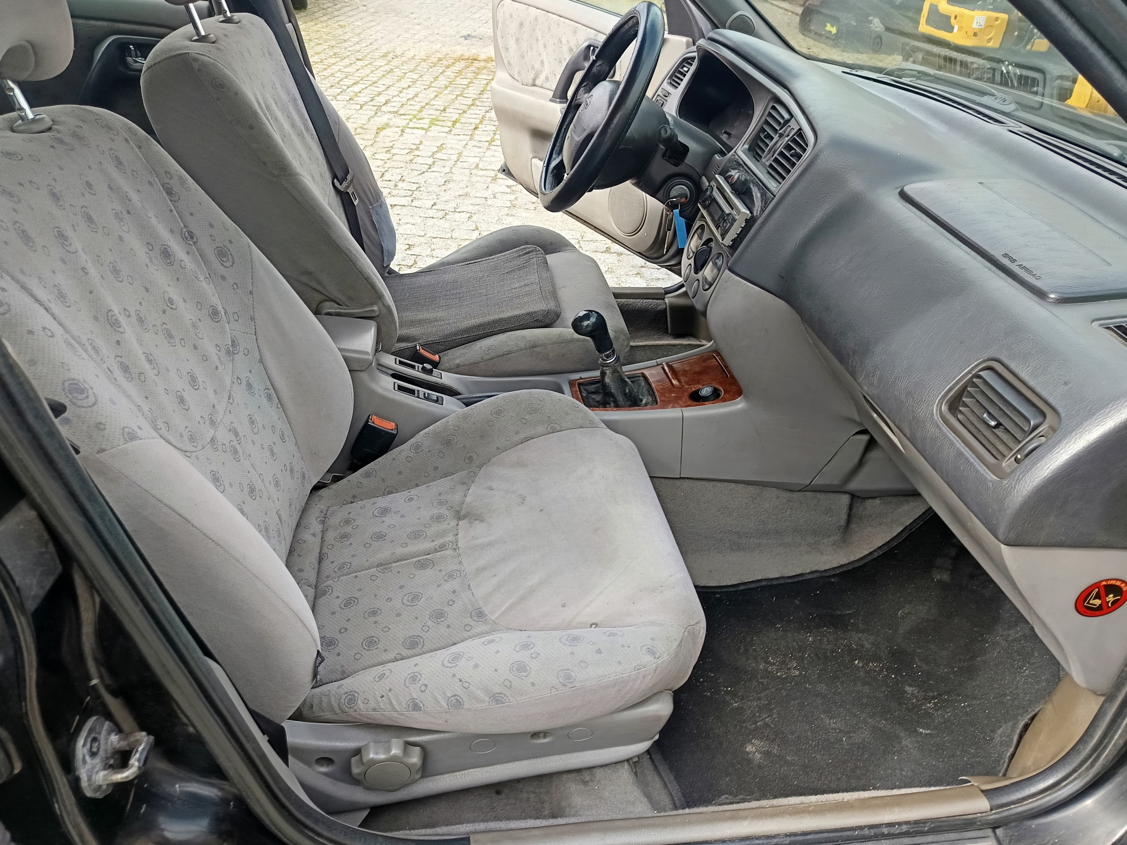 Nissan Primera · Ano 2000 — imagem 27