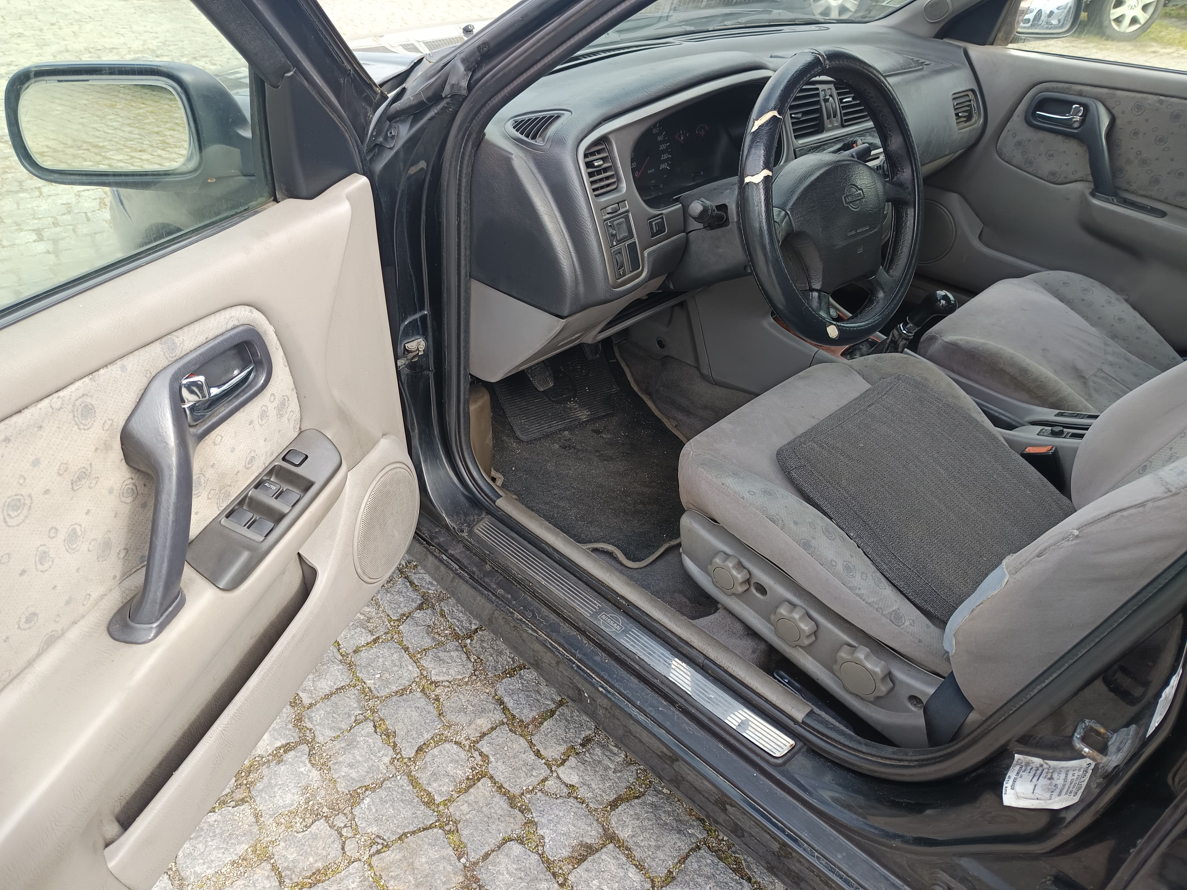 Nissan Primera · Ano 2000 — imagem 28