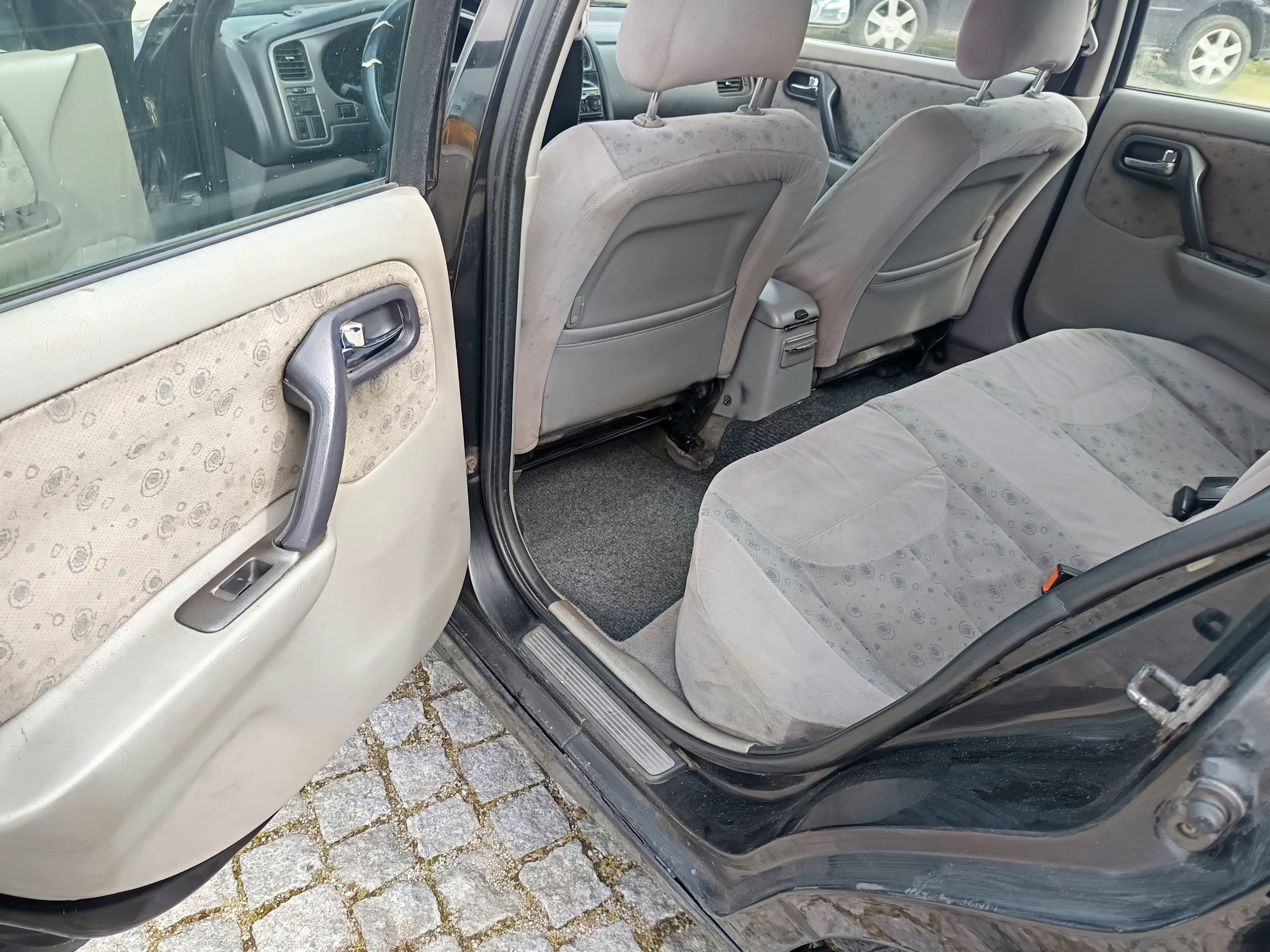 Nissan Primera · Ano 2000 — imagem 31