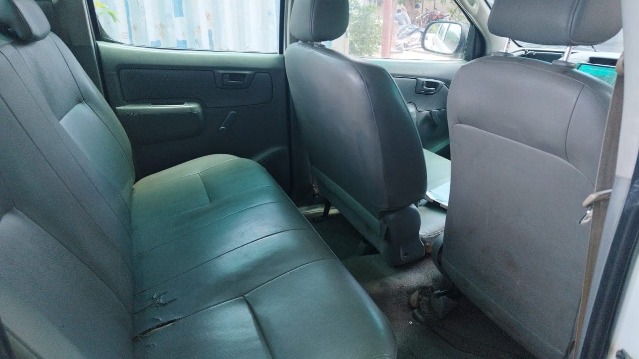 Toyota Hilux — imagen 4