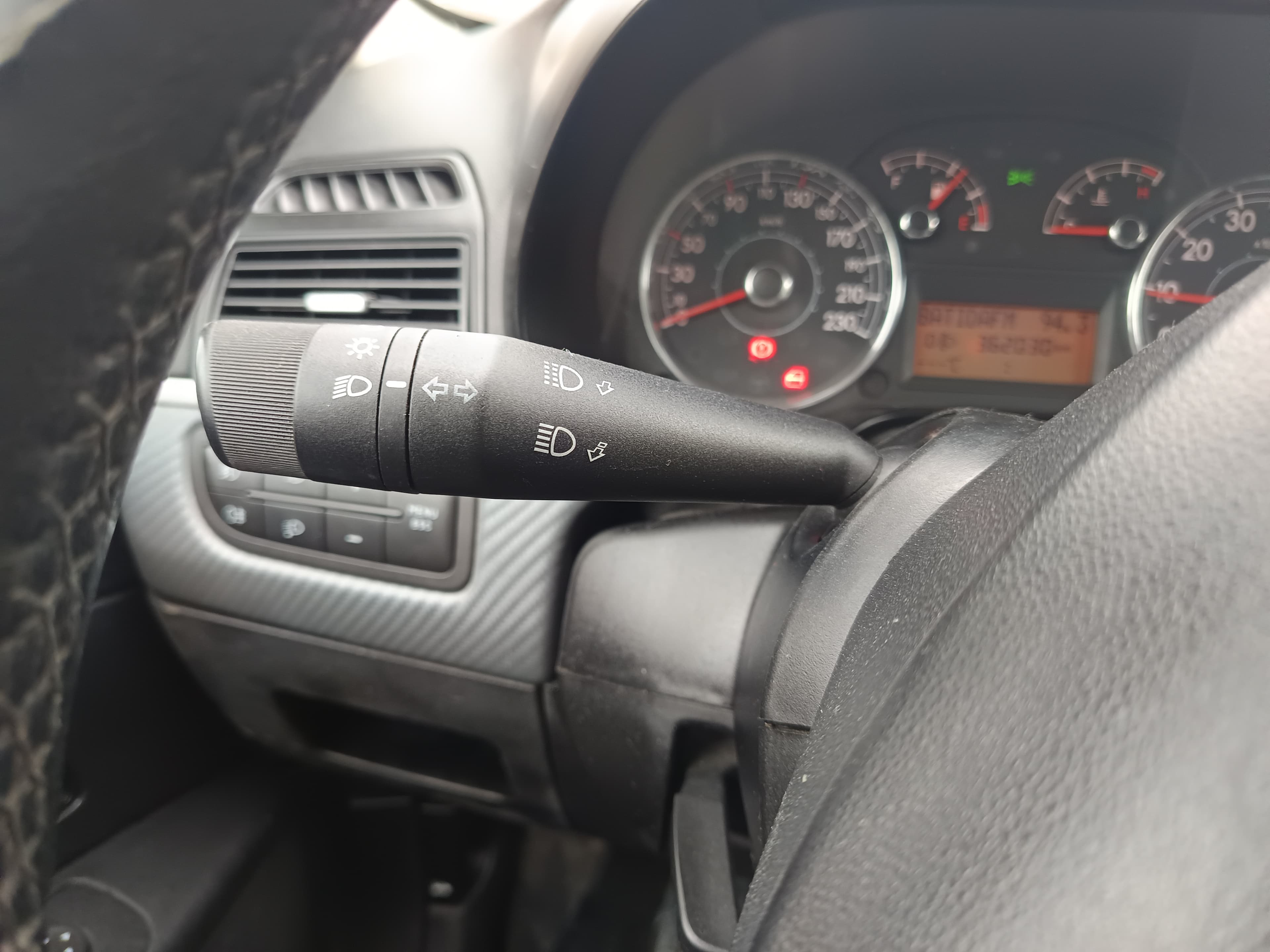 Fiat Punto · Ano 2009 — imagem 33