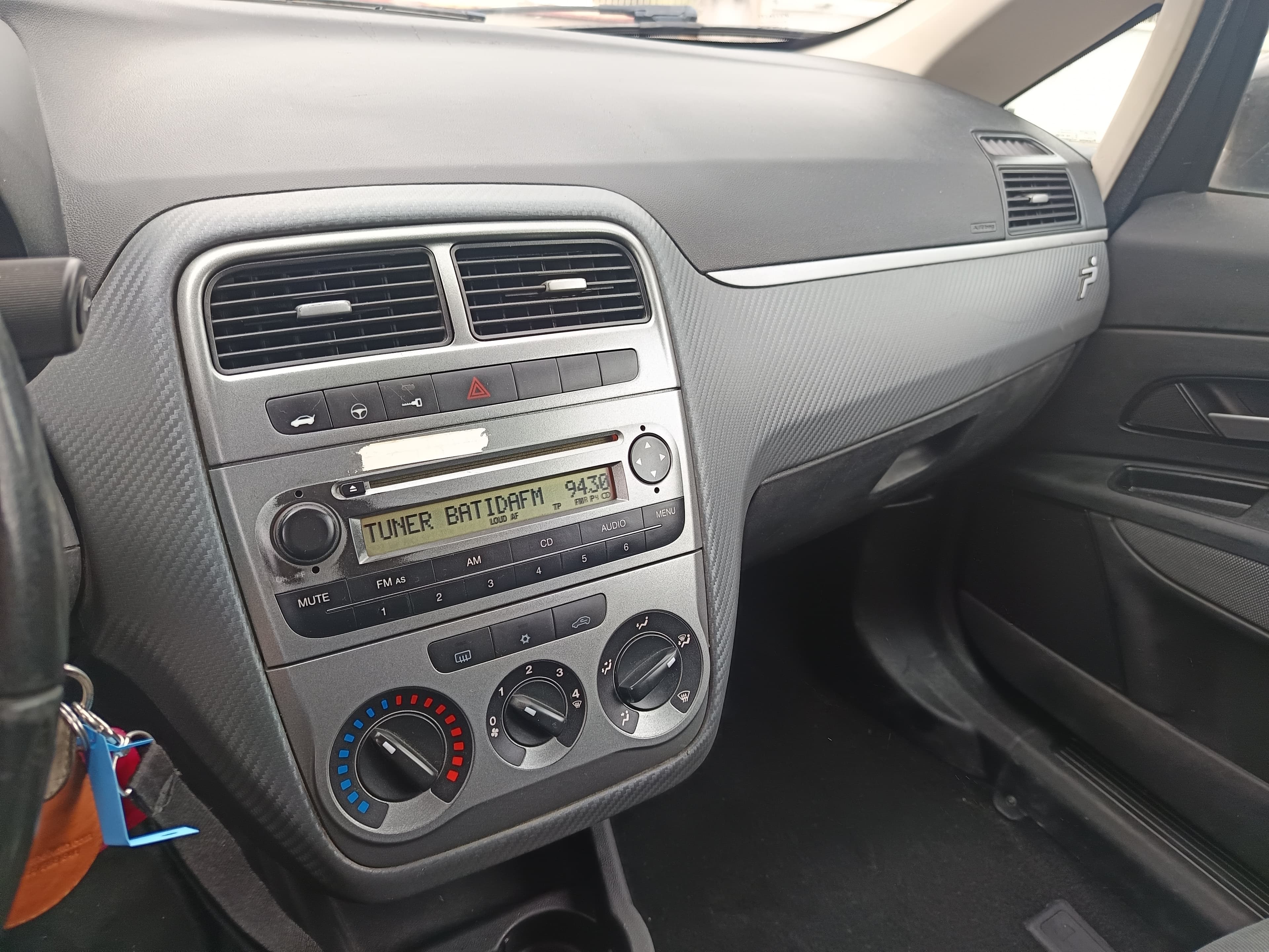 Fiat Punto · Ano 2009 — imagem 27