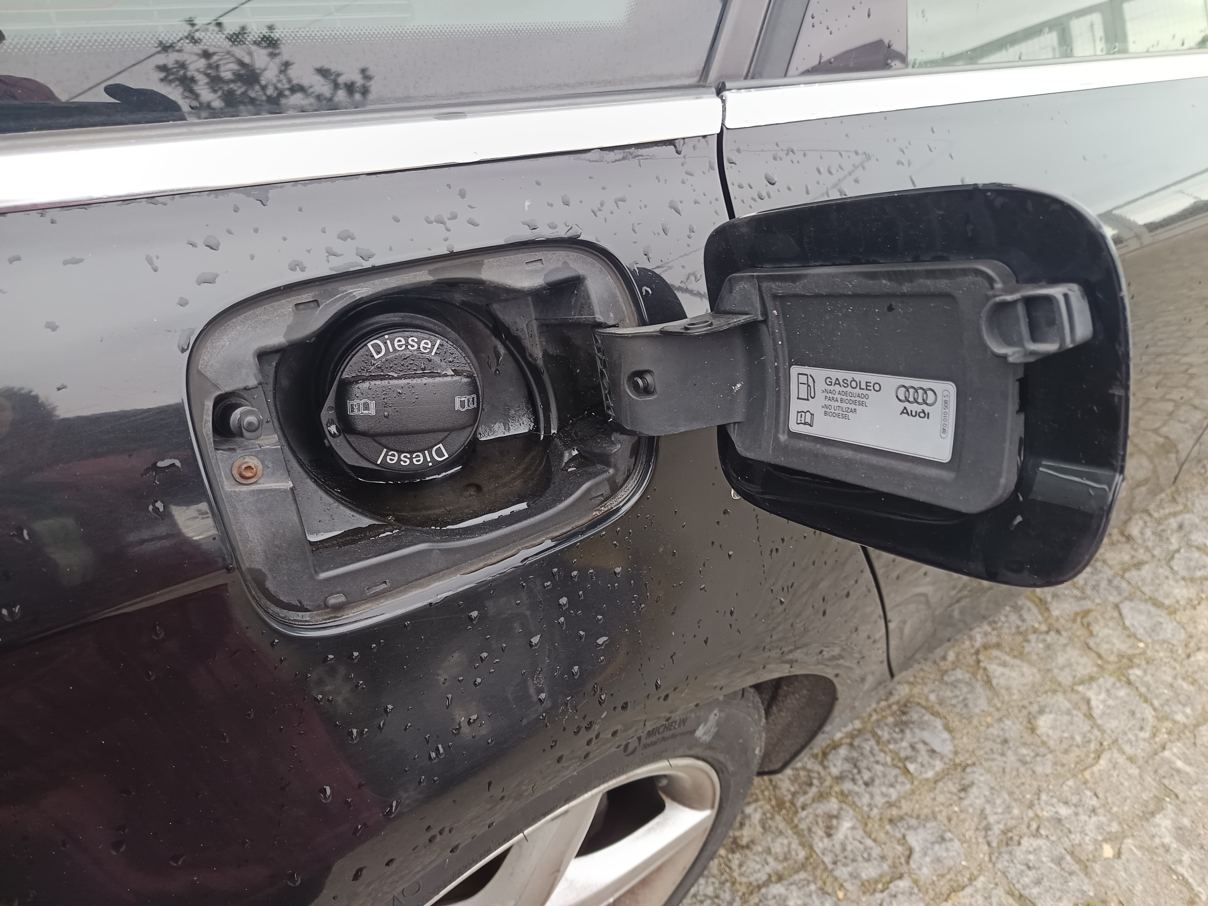 Audi A4 · Ano 2009 — imagem 23