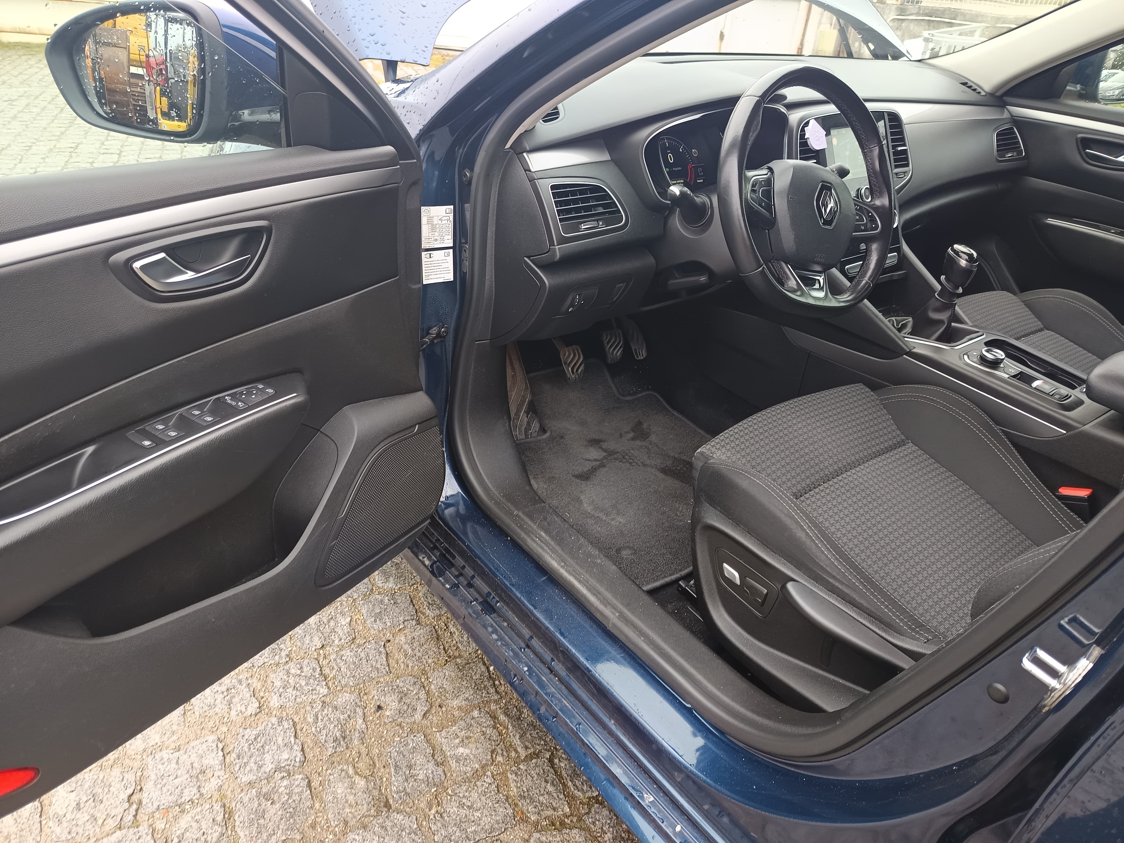Renault Talisman · Ano 2018 — image 35