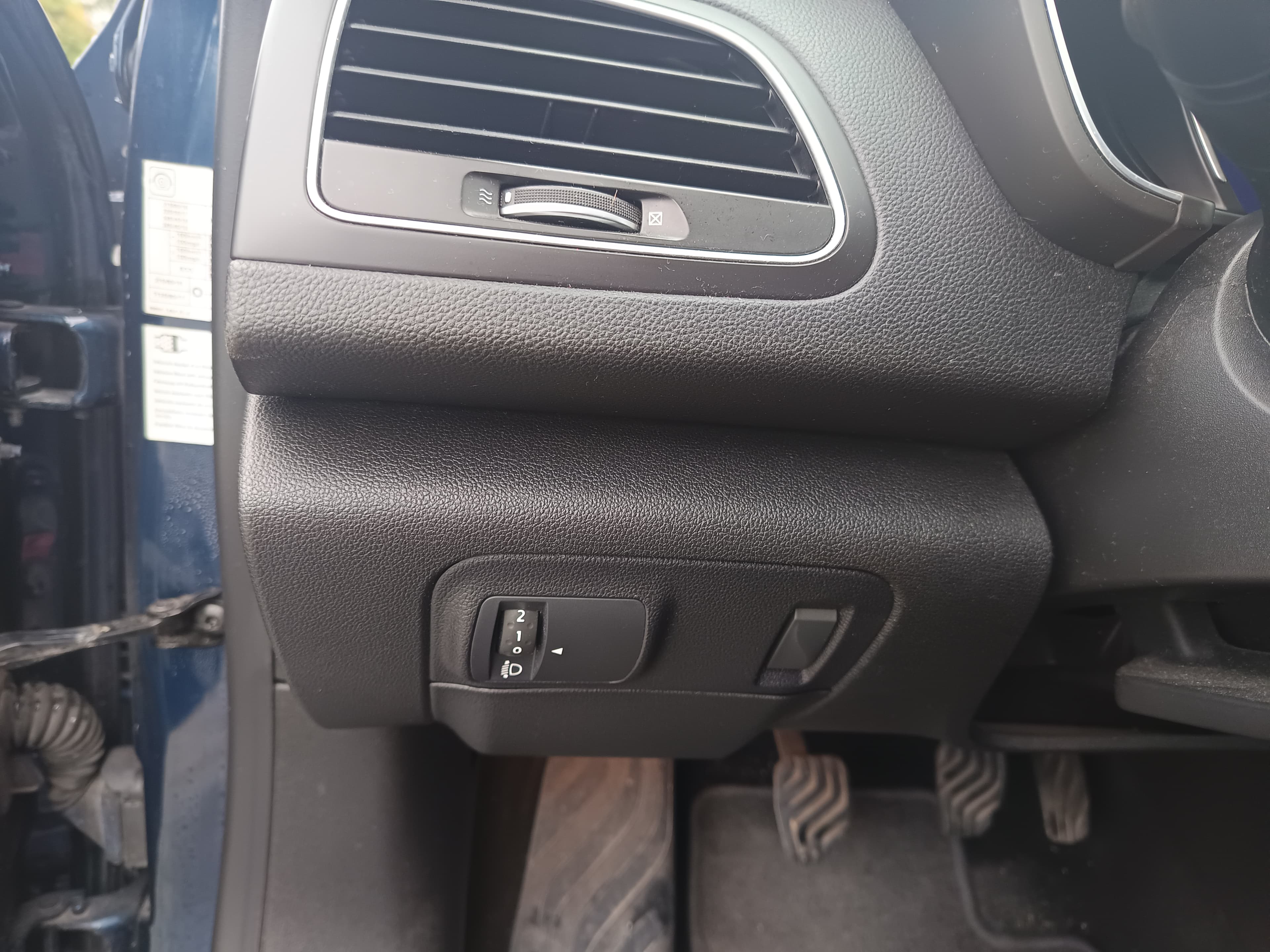 Renault Talisman · Ano 2018 — image 48