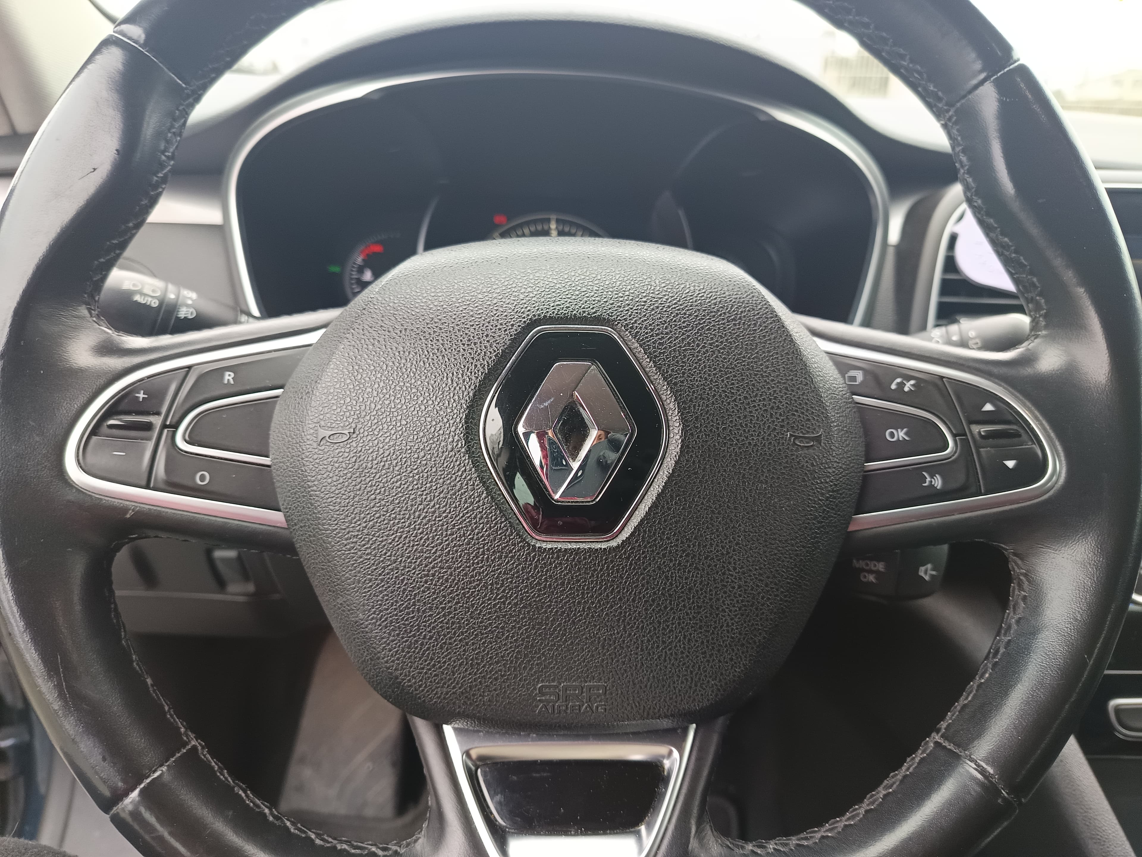 Renault Talisman · Ano 2018 — image 44