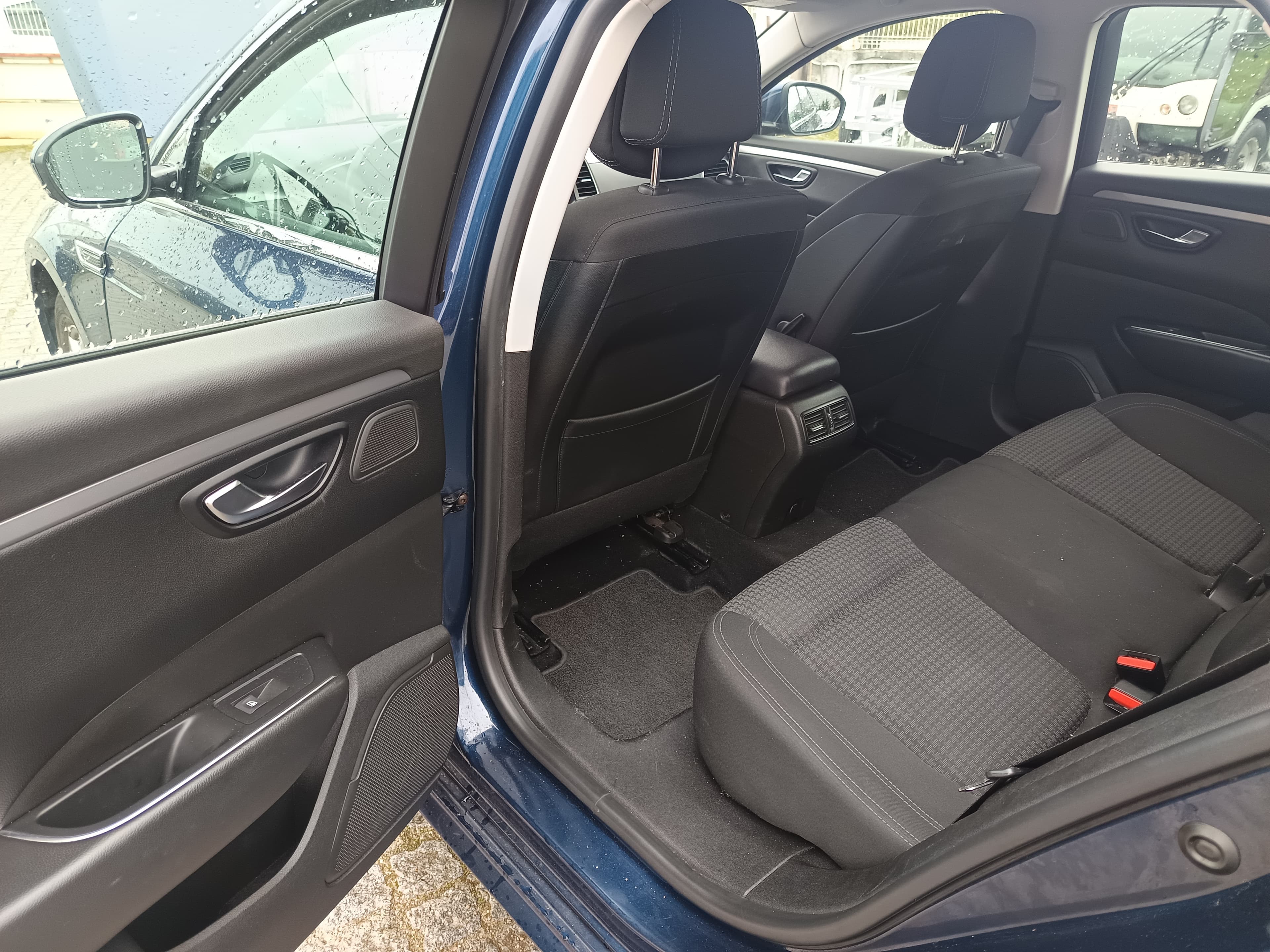 Renault Talisman · Ano 2018 — image 32
