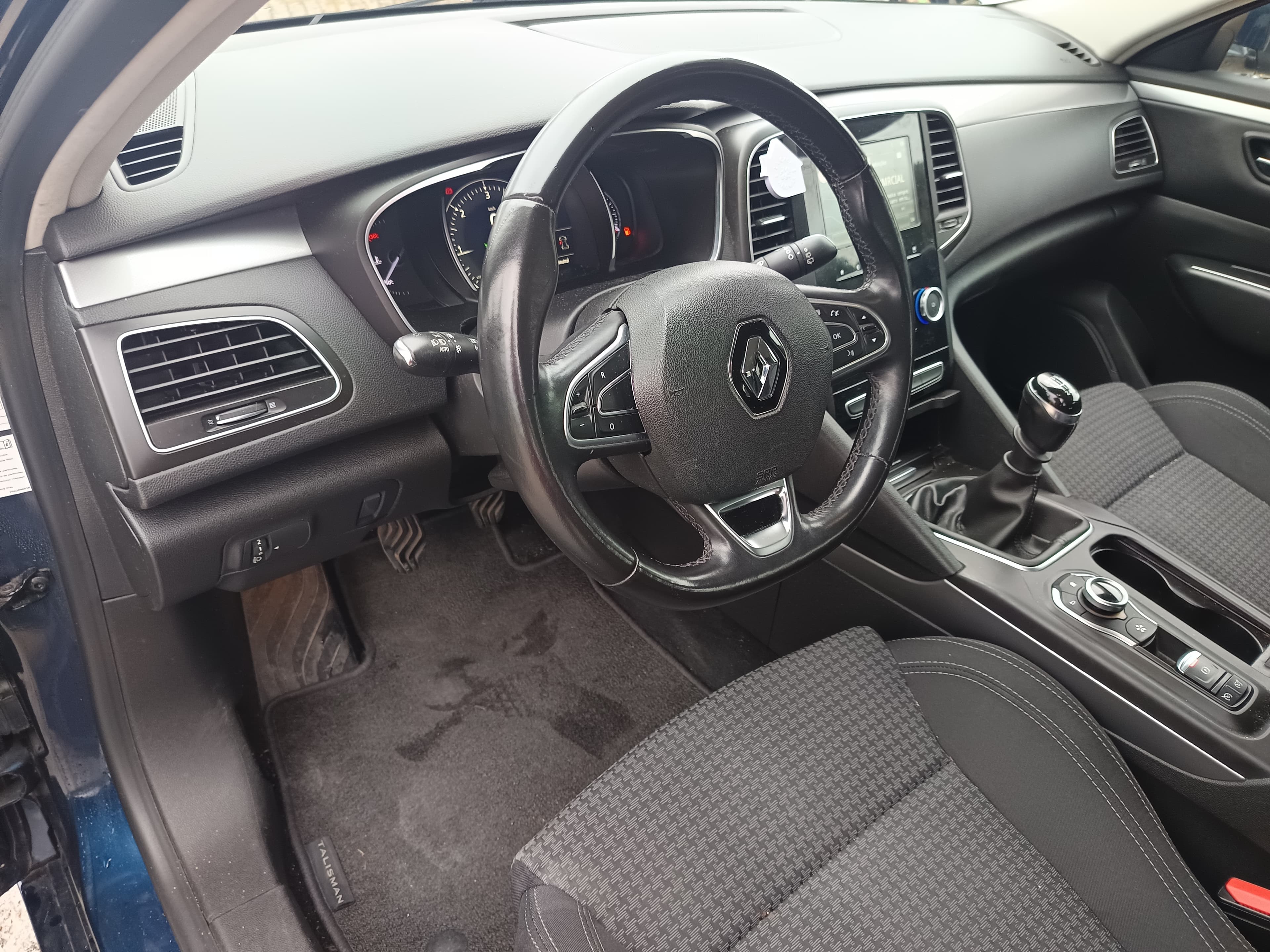 Renault Talisman · Ano 2018 — image 38