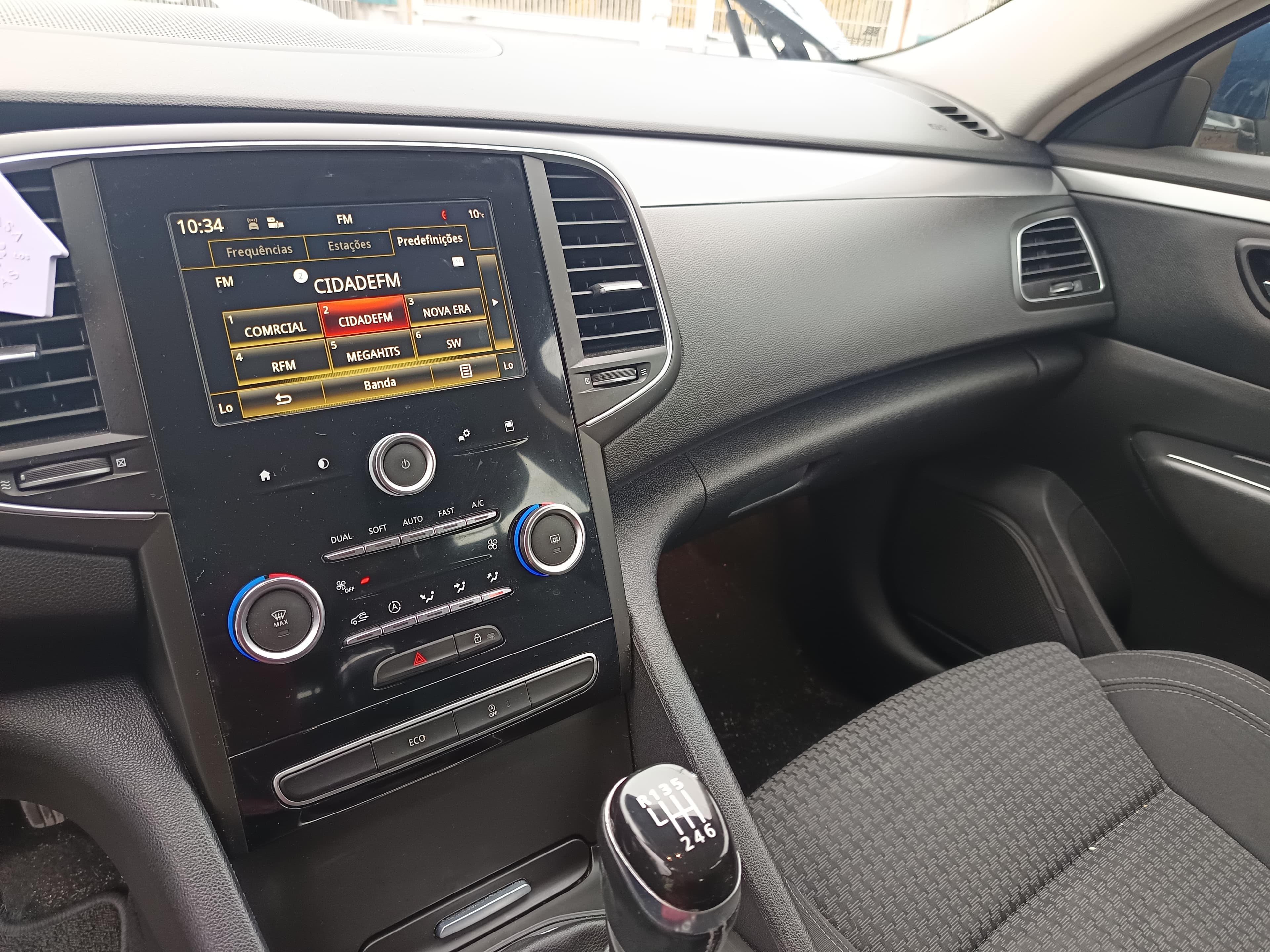 Renault Talisman · Ano 2018 — image 39