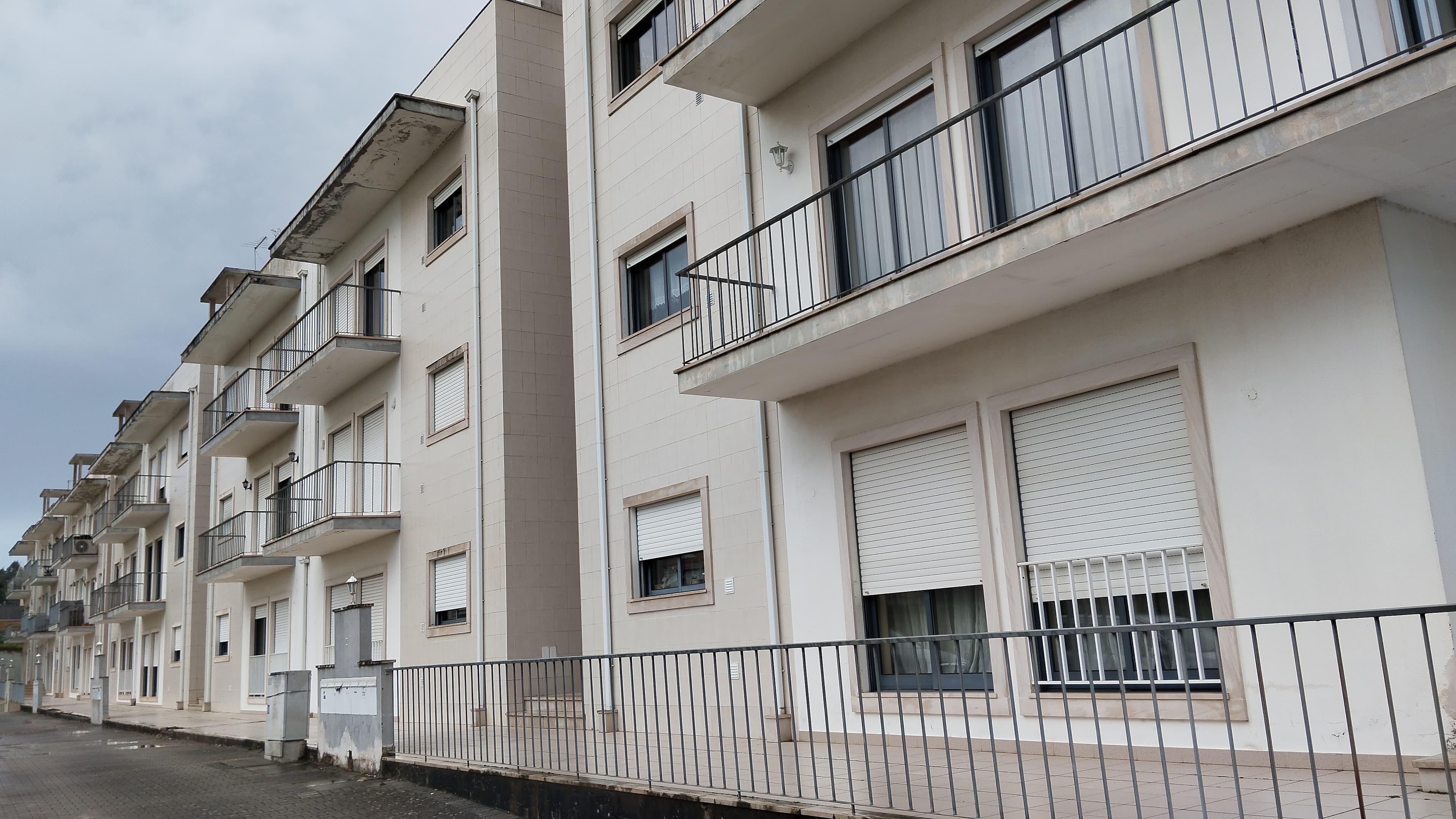 Apartamento T2 + Garagem · Valado dos Frades, Nazaré — imagen 2