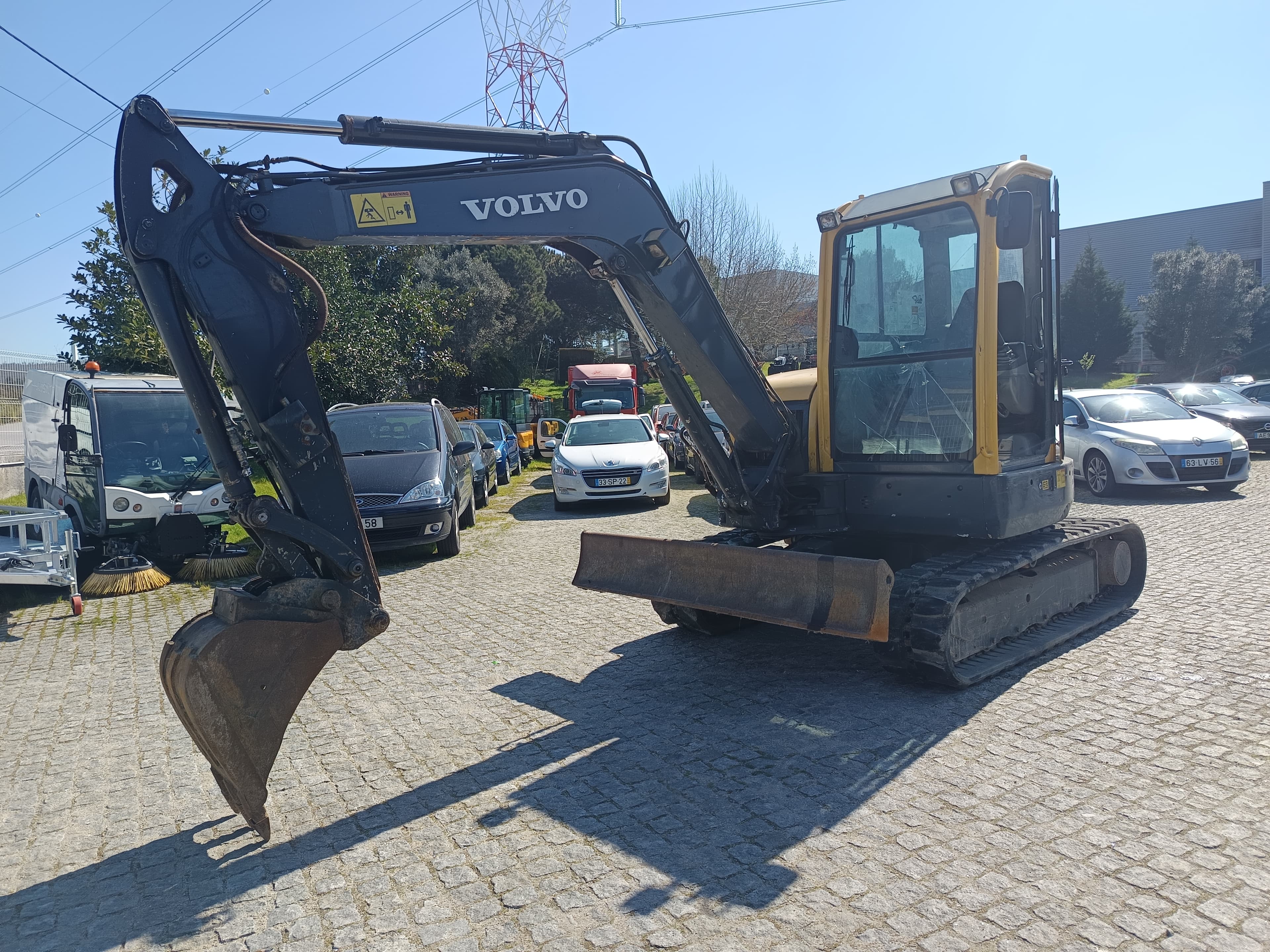 Giratória Volvo · Ano 2007 — image 1