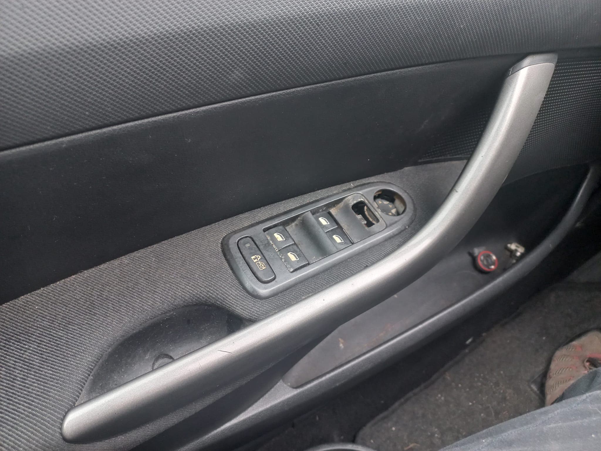 Peugeot 308 SW · Ano 2008 — image 19