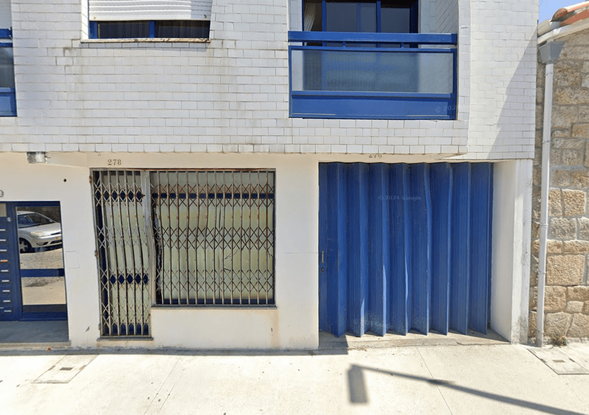 Garagem · Porto — imagem 1