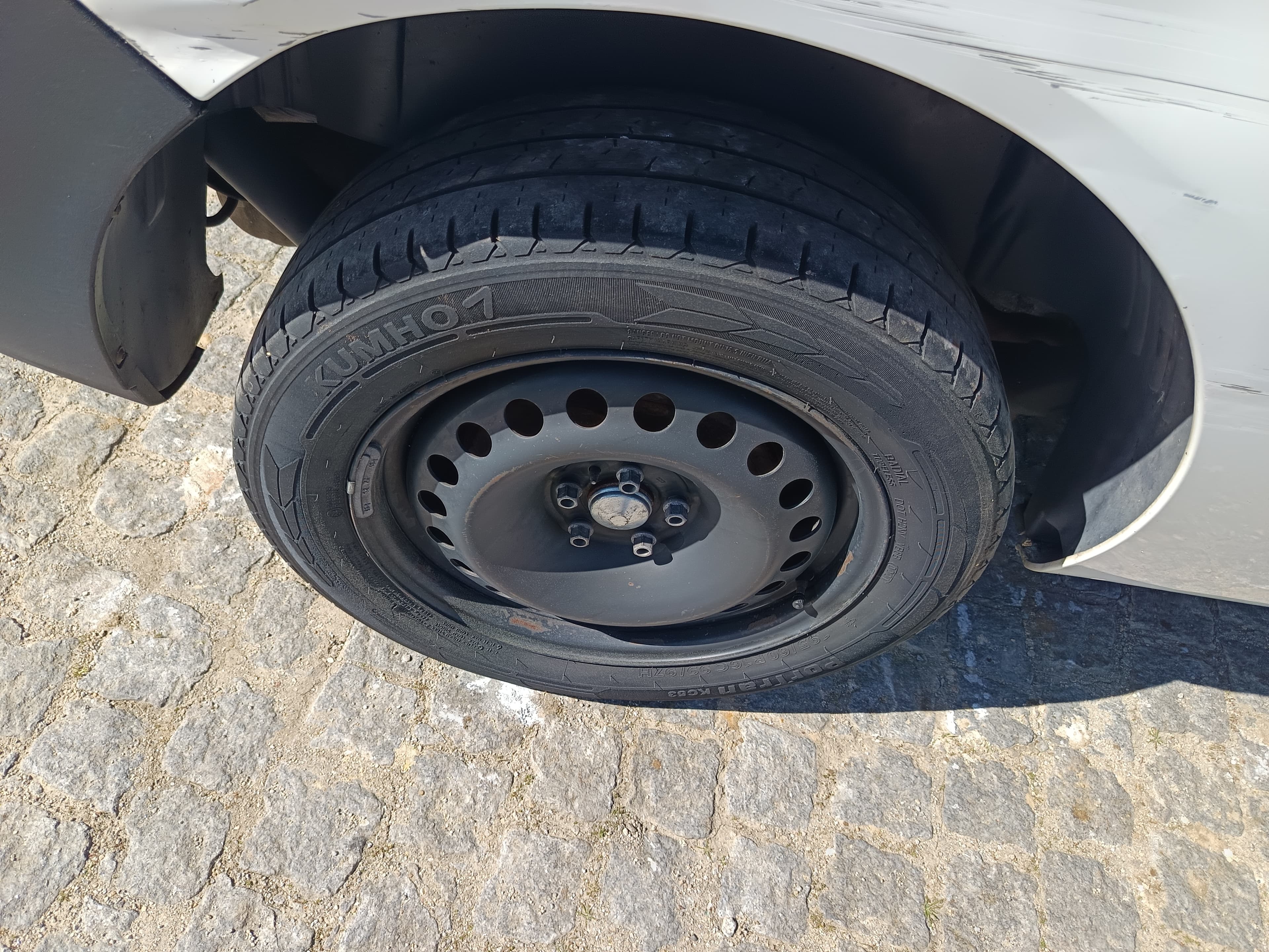 Opel Combo · Ano 2017 — imagem 11