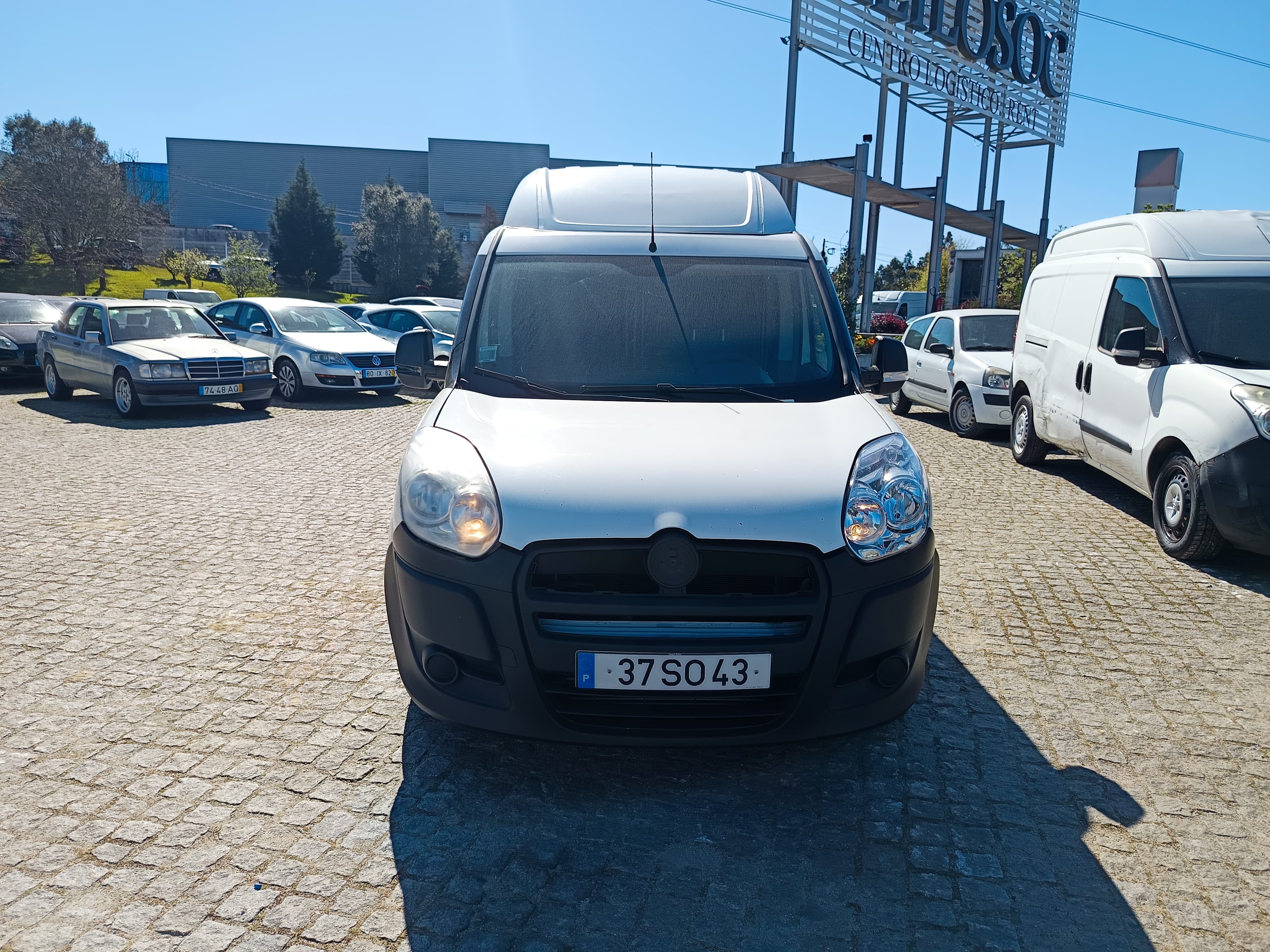 Opel Combo · Ano 2017 — imagem 2