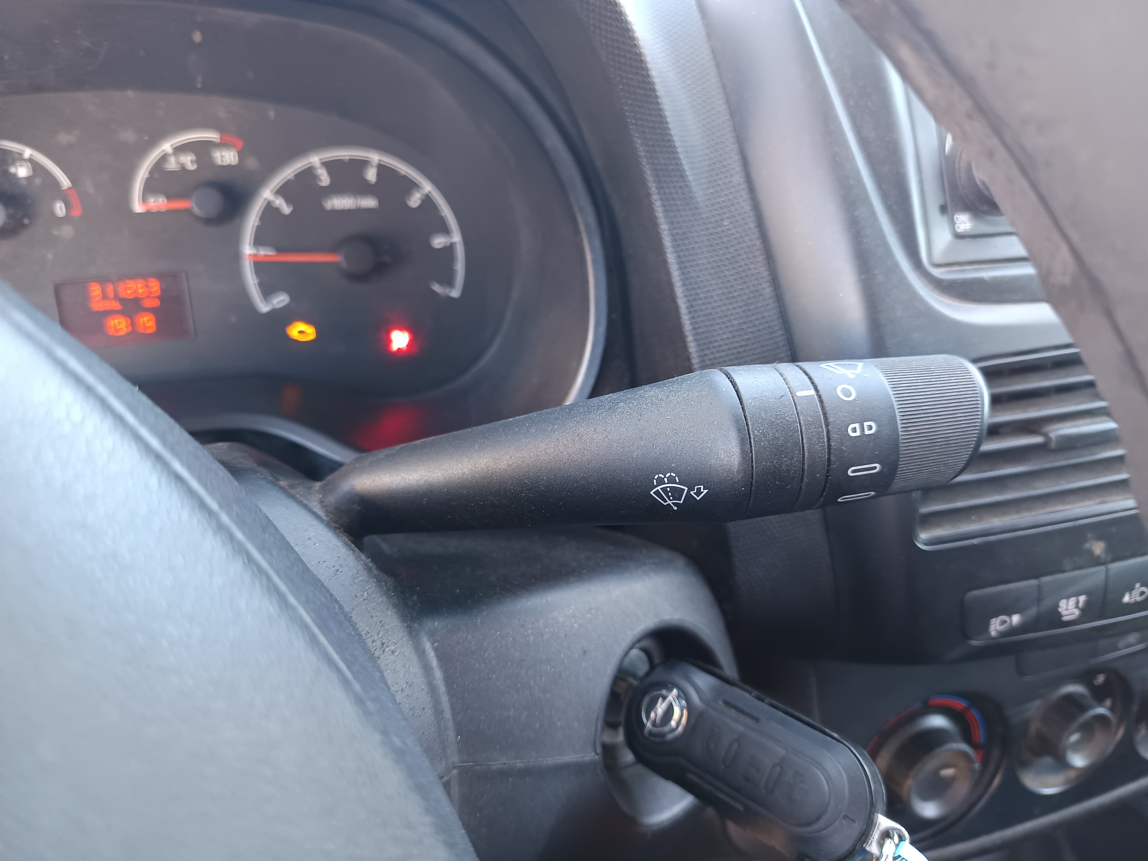 Opel Combo · Ano 2017 — imagem 34