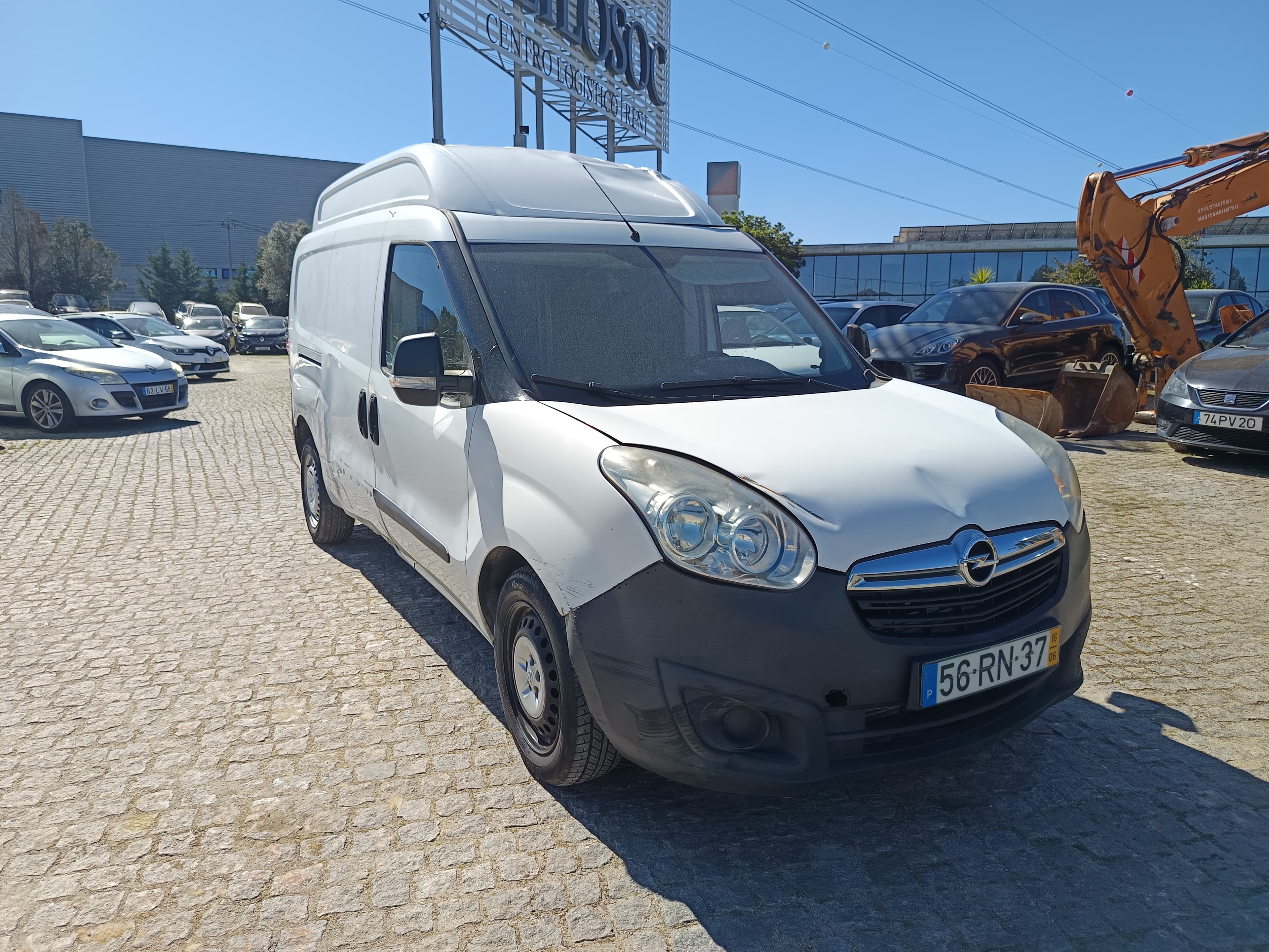 Opel Combo · Ano 2016 — image 3