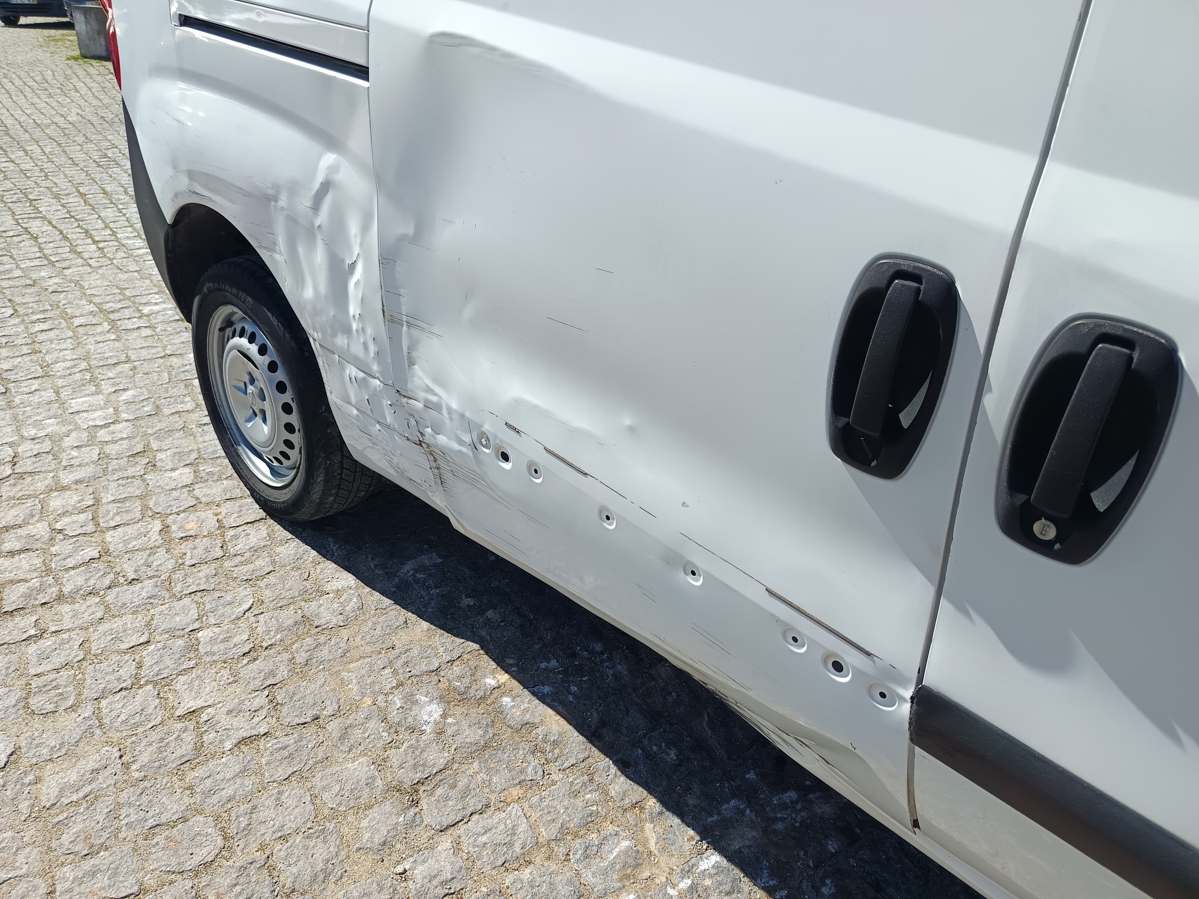 Opel Combo · Ano 2016 — image 11