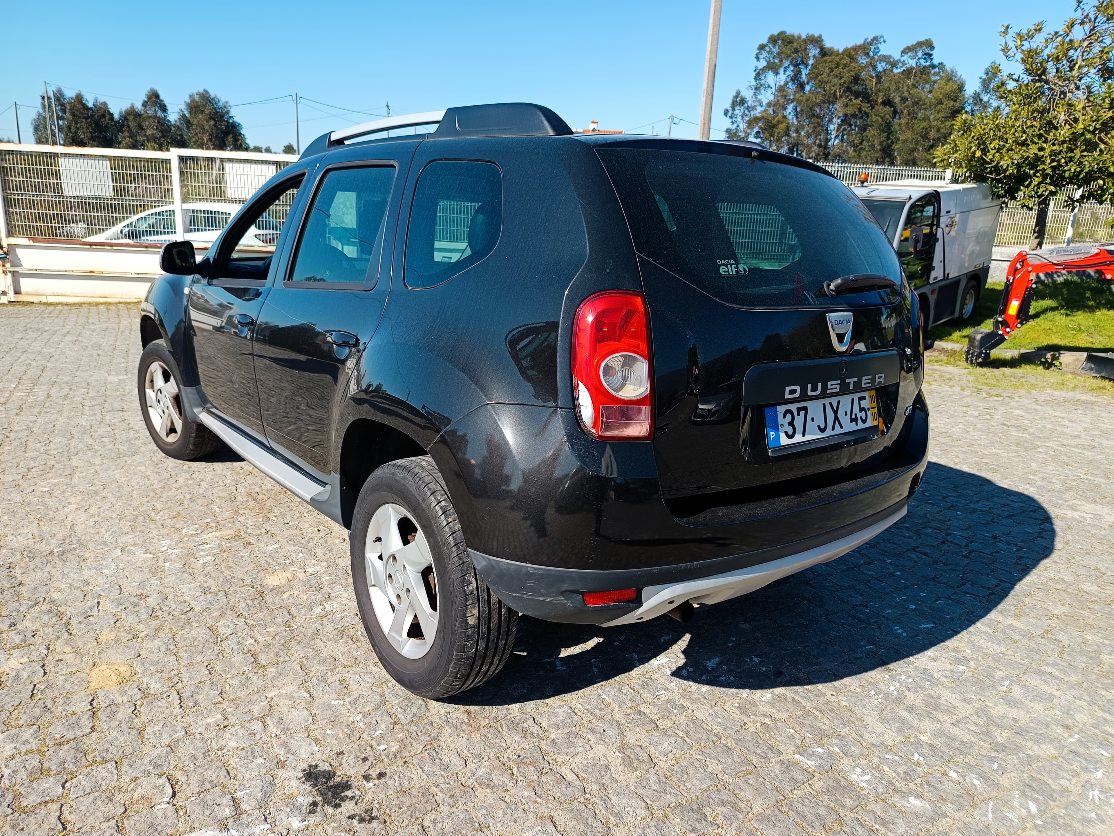 Dacia Duster · Ano 2010 — image 6