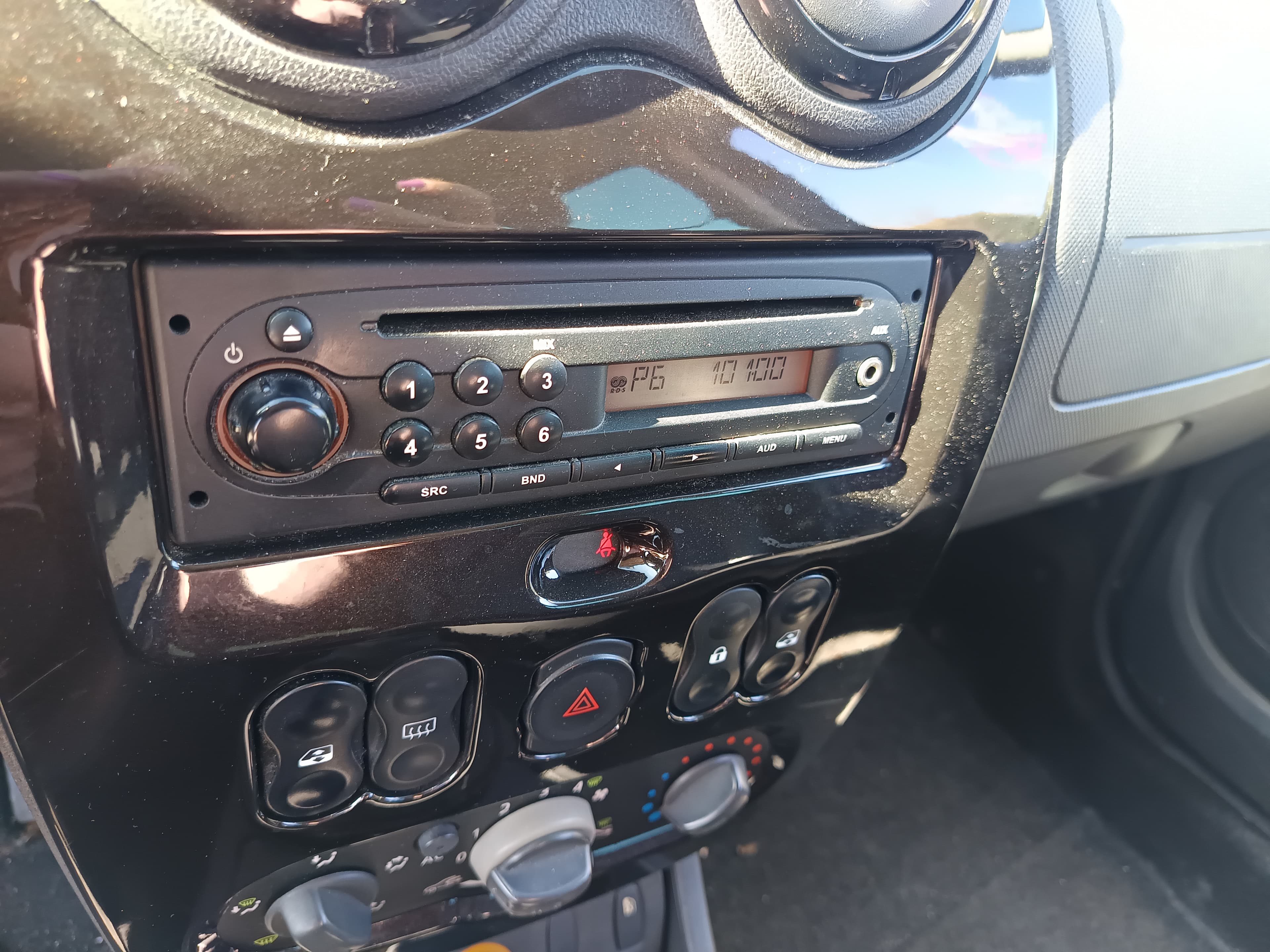 Dacia Duster · Ano 2010 — image 39