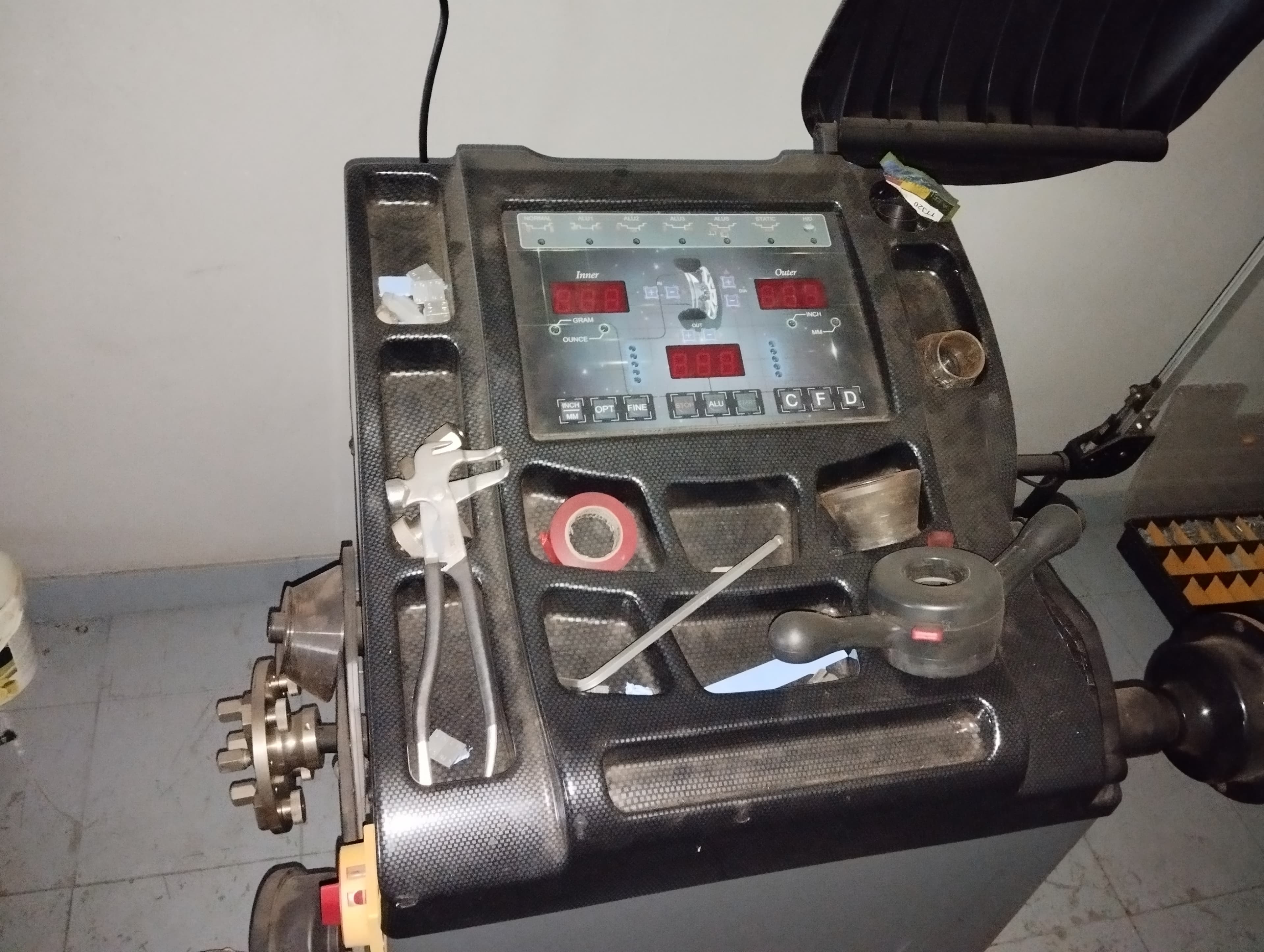 Máquina de Calibrar Pneus — image 3