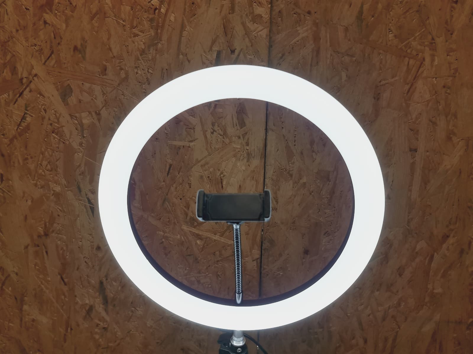 Anel Luminoso Hama — imagen 3