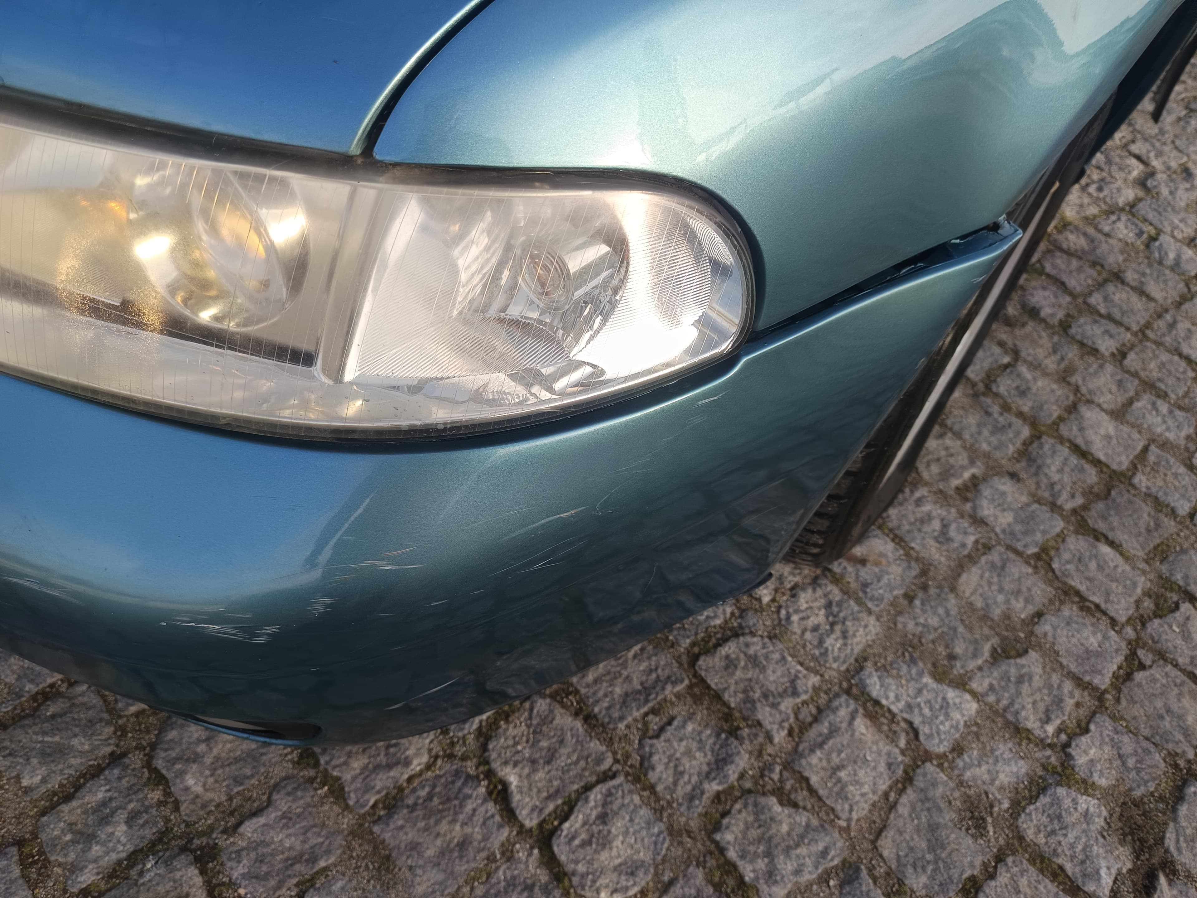 Audi A4 · Ano 1999 — imagem 21