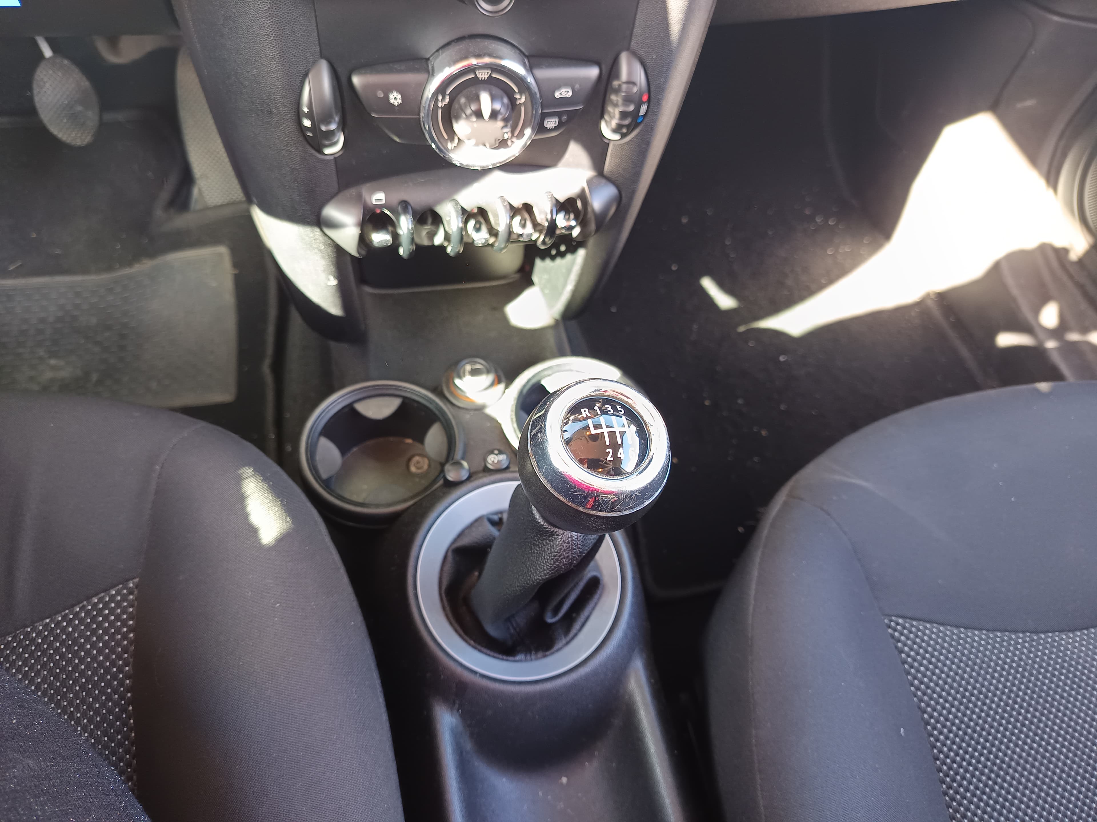 Mini Cooper One D · Ano 2012 — imagem 29