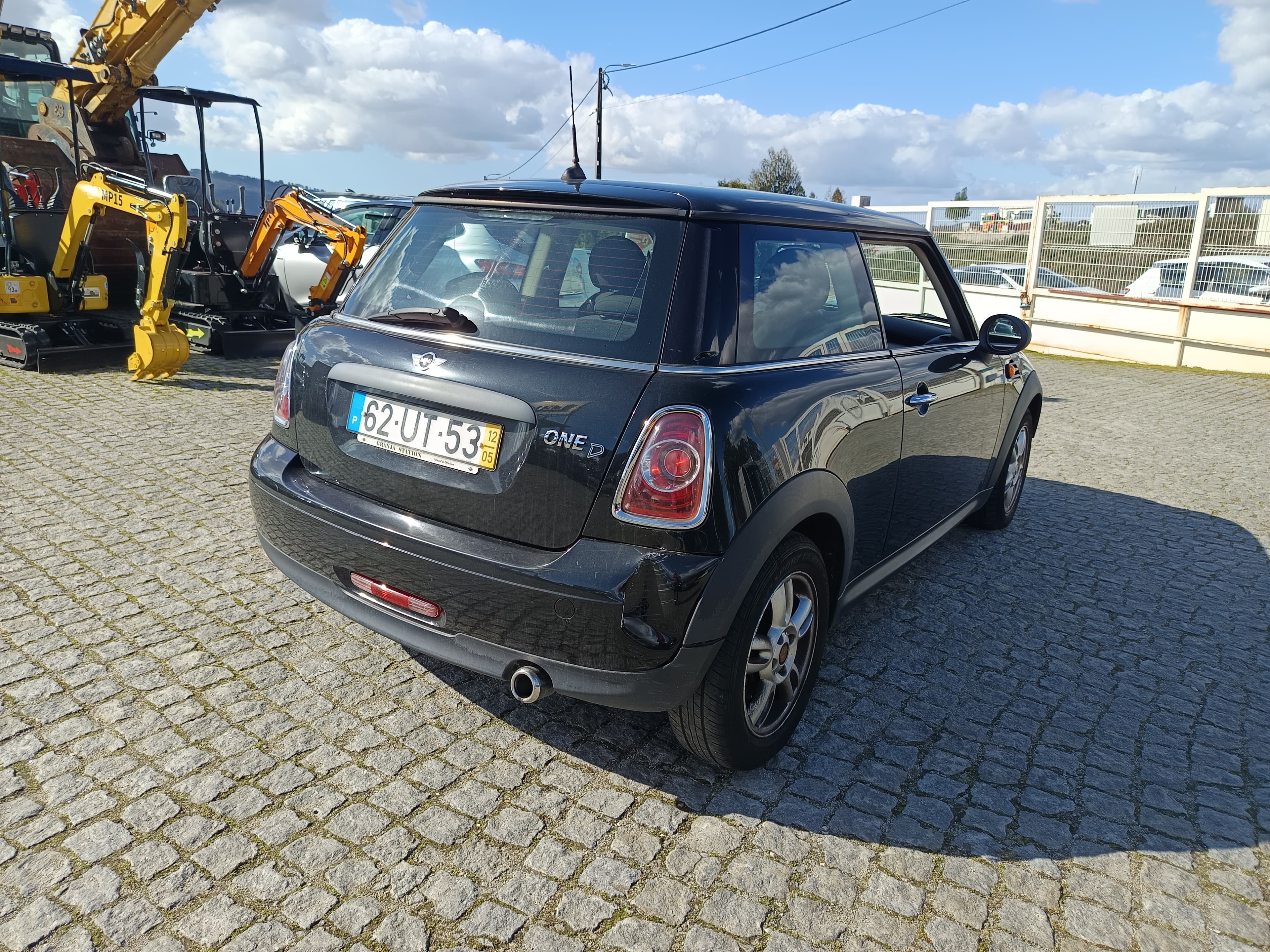 Mini Cooper One D · Ano 2012 — imagem 4