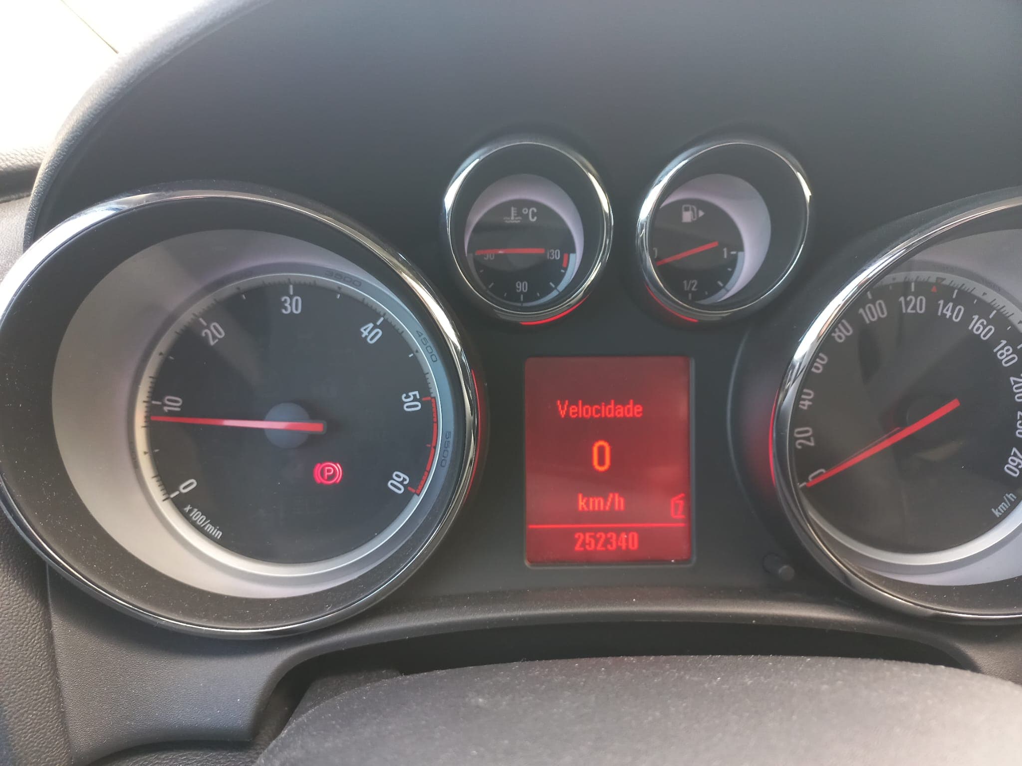 Opel Astra · Ano 2010 — imagen 18