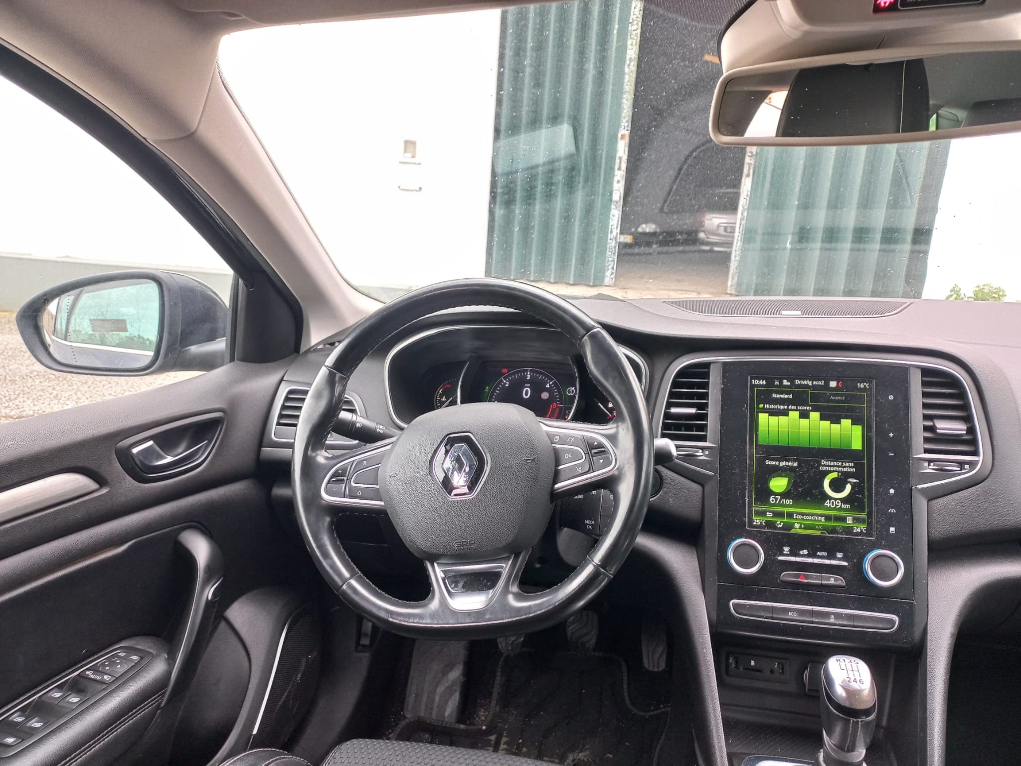 Renault Mégane · Año 2018 — imagen 24