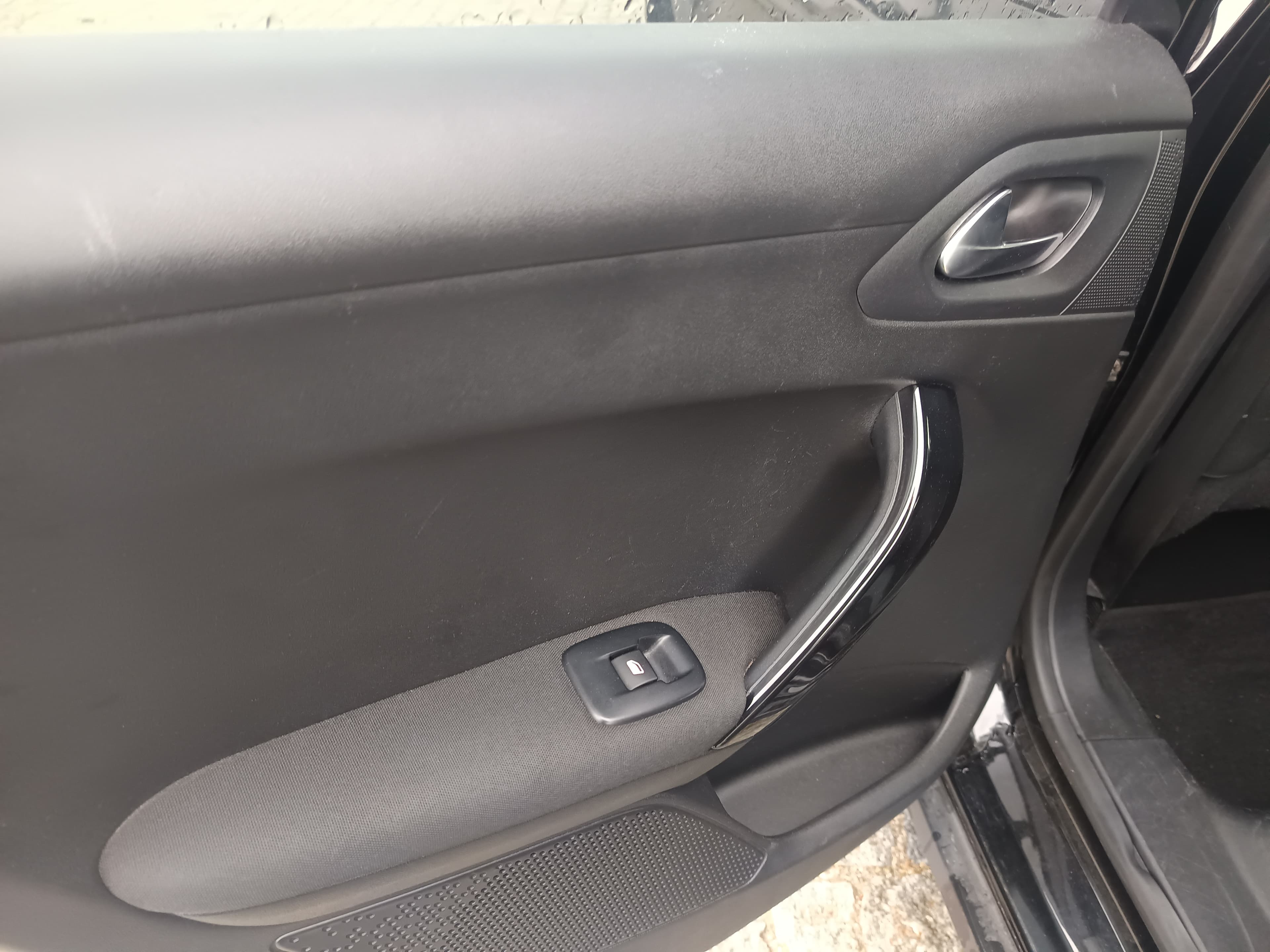 Peugeot 2008 · Ano 2019 — imagem 32