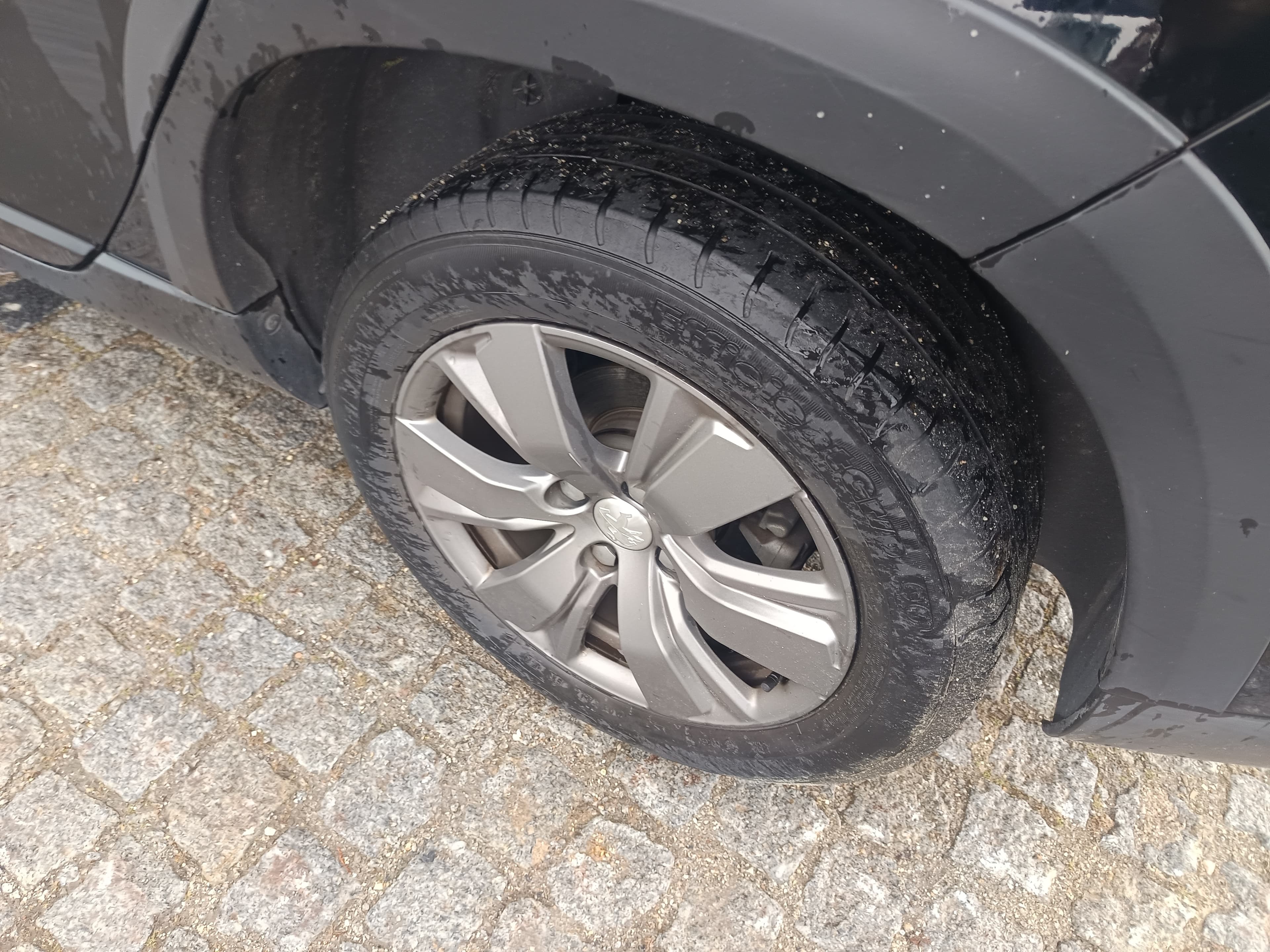 Peugeot 2008 · Ano 2019 — imagem 12