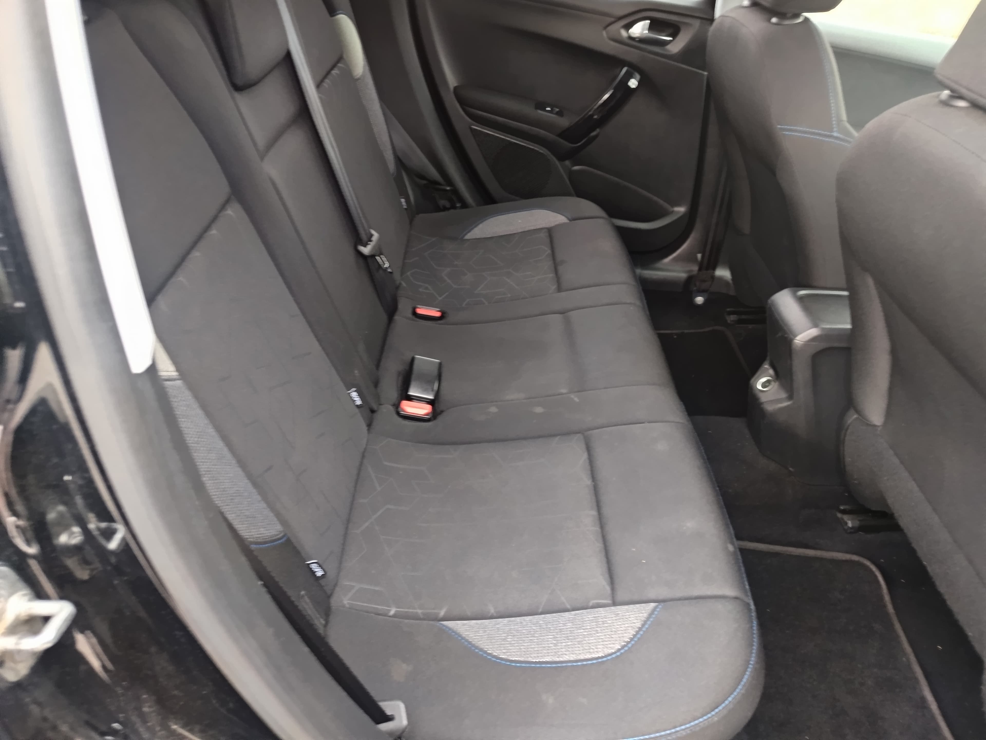 Peugeot 2008 · Ano 2019 — imagem 24